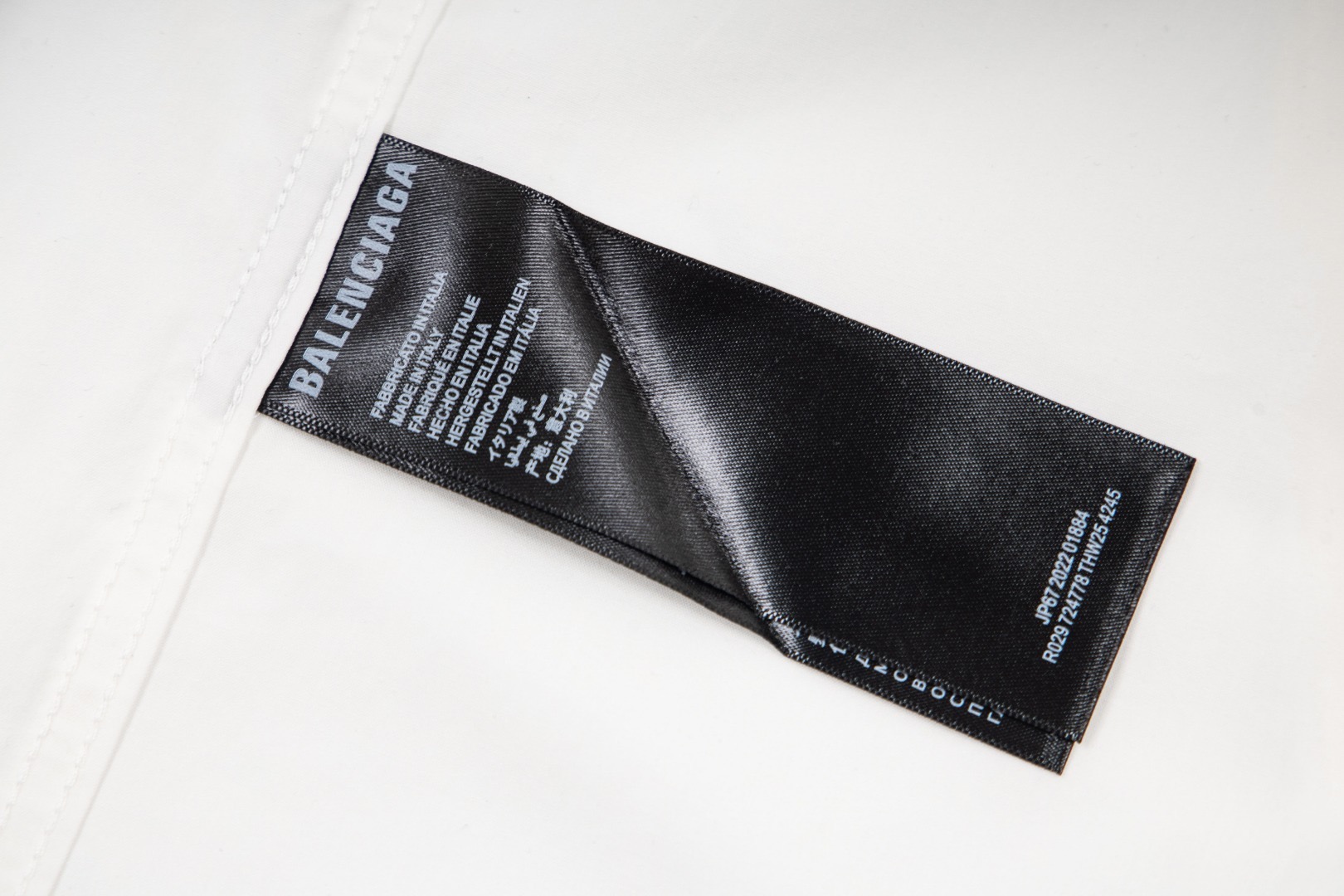 Balenciaga 巴黎世家 胶条错位背后大Logo印花衬衫 外套 长袖 秋冬 黑色 白色 A5
