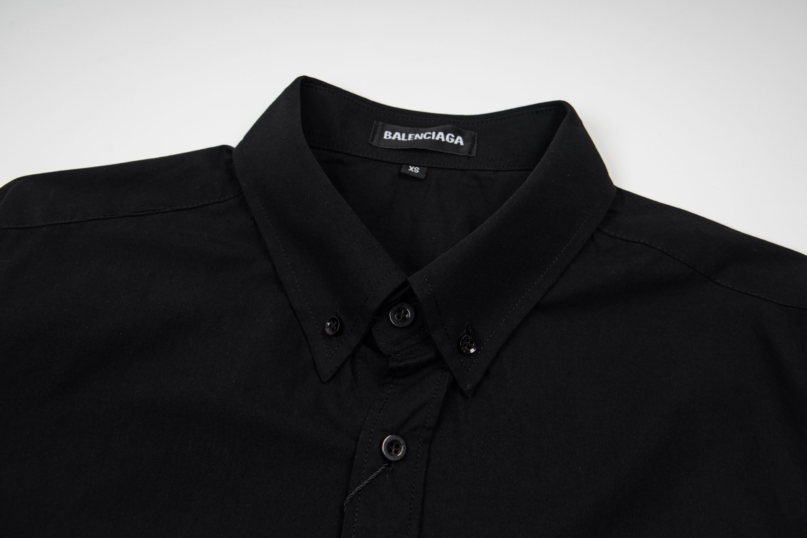 Balenciaga 巴黎世家 比特币BB摇滚盾牌印花衬衫 外套 长袖 秋冬 黑色 白色 A5