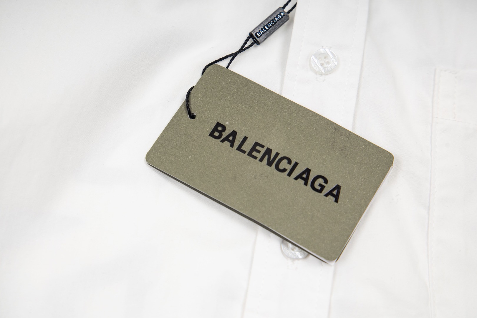 Balenciaga 巴黎世家 比特币BB摇滚盾牌印花衬衫 外套 长袖 秋冬 黑色 白色 A5