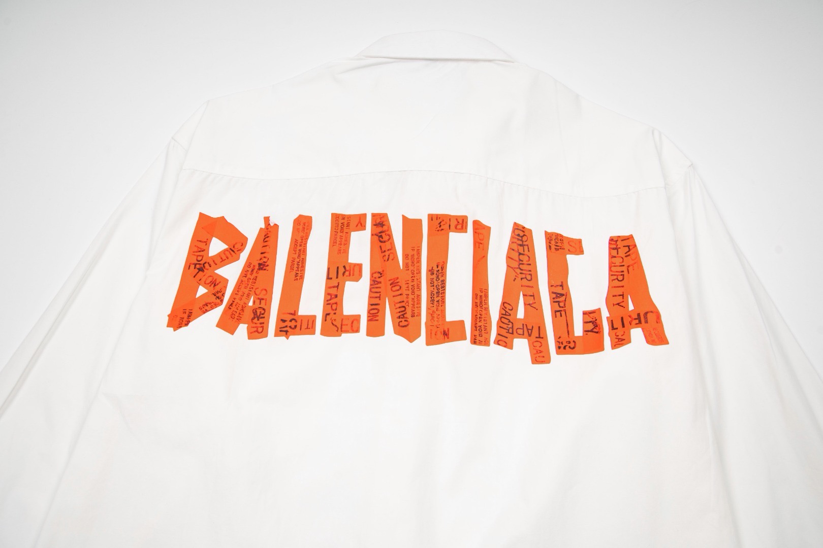 Balenciaga 巴黎世家 美纹纸胶带背后大Logo印花衬衫 外套 长袖 秋冬 黑色 白色 A5