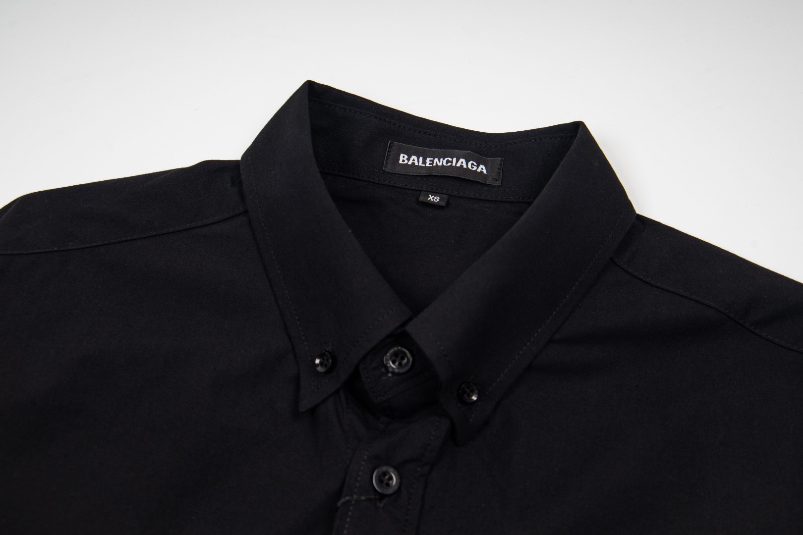 Balenciaga 巴黎世家 梵文火焰字母印花logo衬衫 外套 长袖 秋冬 黑色 白色 A5