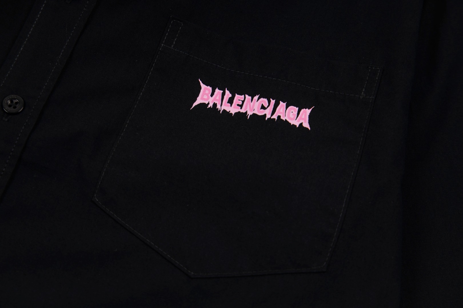 Balenciaga 巴黎世家 梵文火焰字母印花logo衬衫 外套 长袖 秋冬 黑色 白色 A5