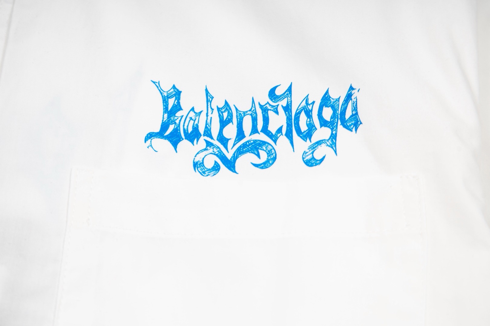 Balenciaga 巴黎世家 梵文哥特字母印花logo衬衫 外套 长袖 秋冬 黑色 白色 A5