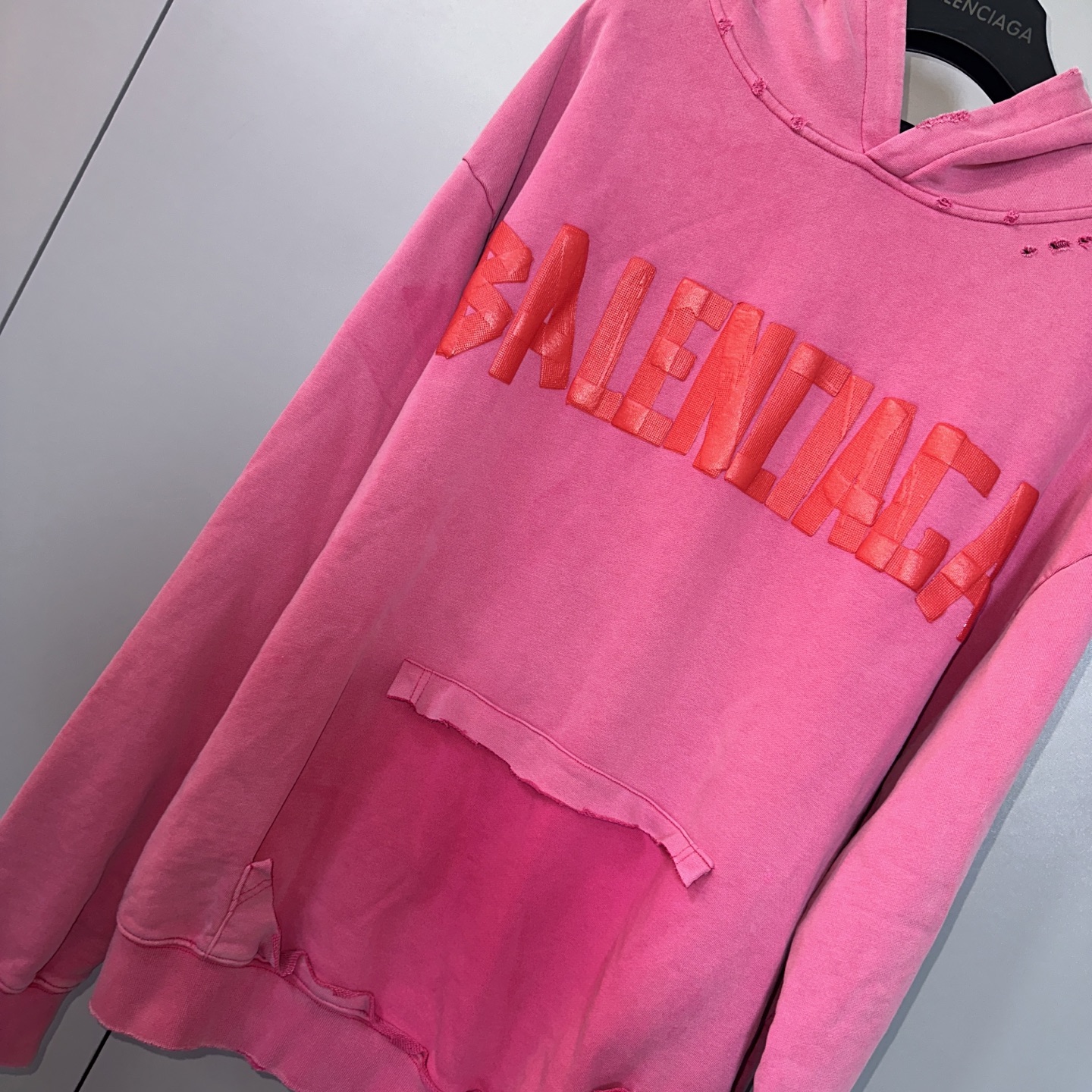 Balenciaga 巴黎世家 美纹纸胶带字母发泡印花连帽卫衣 连帽衫 外套 长袖 粉色 B0 