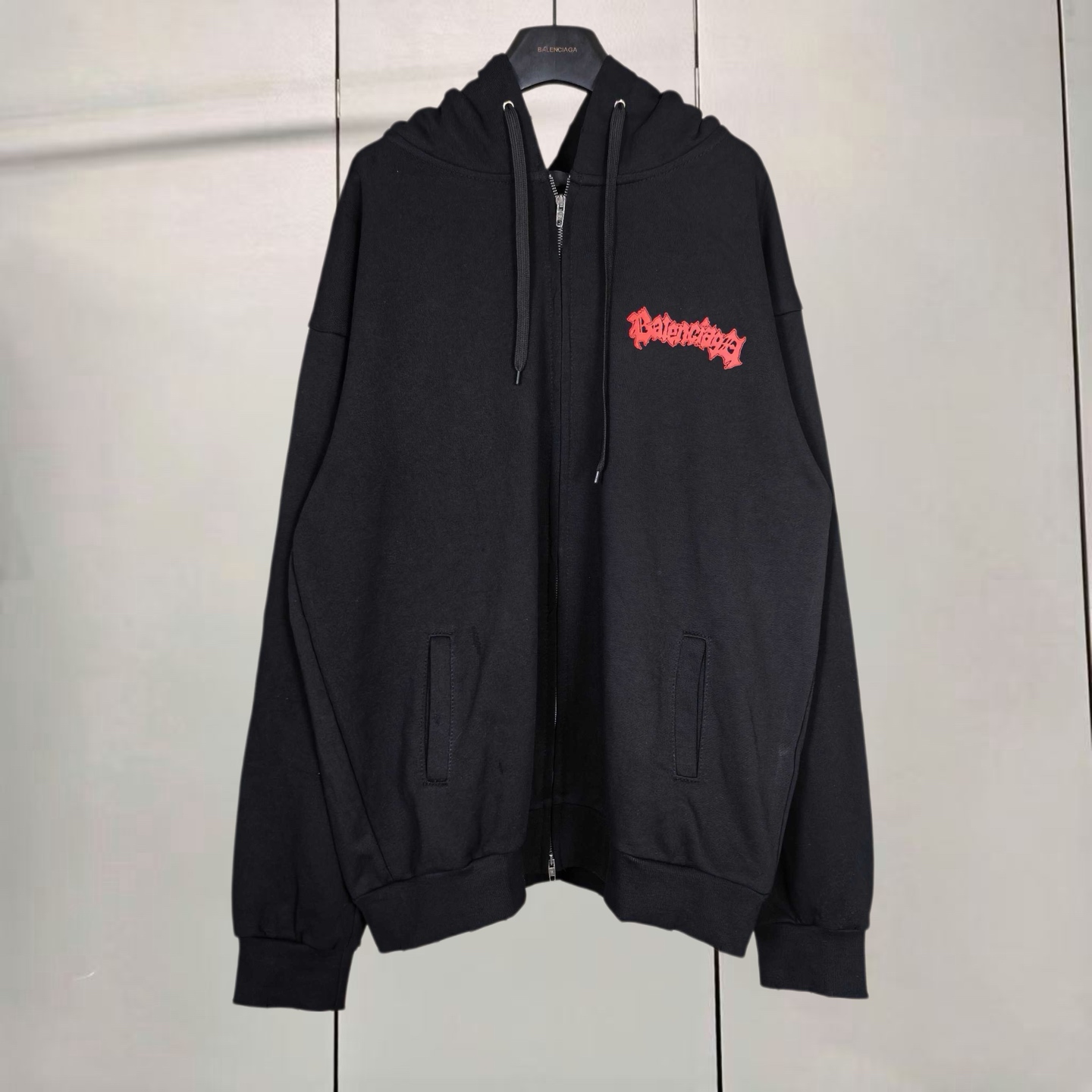 Balenciaga 巴黎世家 暗黑乐队摇滚涂鸦风印花洗水做旧拉链连帽卫衣 连帽衫 外套 长袖 黑色 白色 B0 