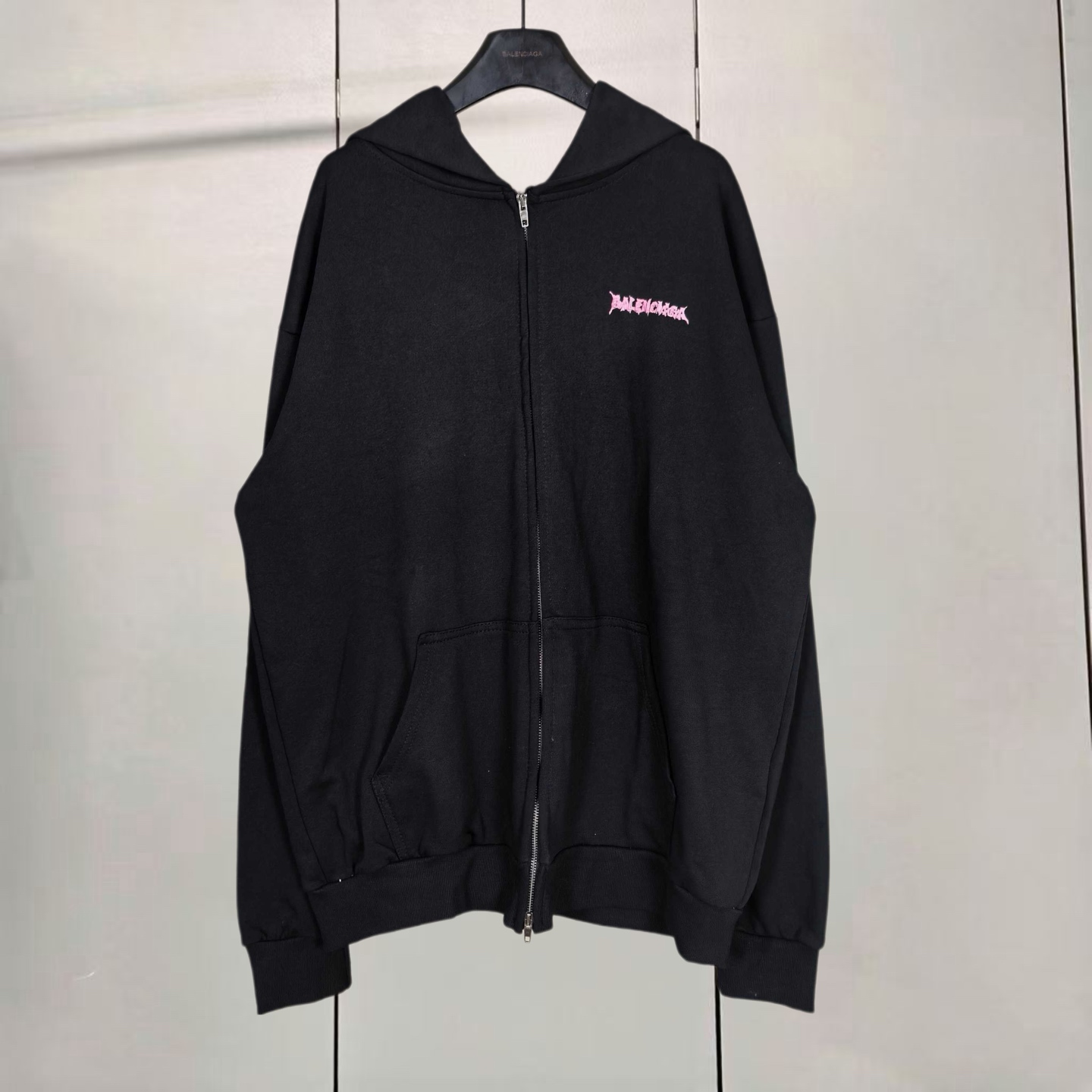 Balenciaga 巴黎世家 火焰粉色融化字母刺绣拉链连帽卫衣 连帽衫 外套 长袖 黑色 B0 