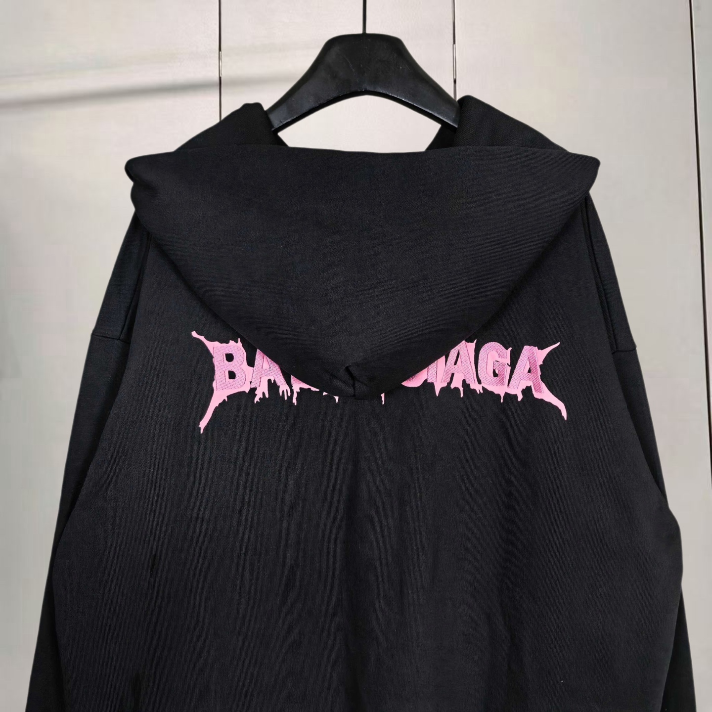 Balenciaga 巴黎世家 火焰粉色融化字母刺绣拉链连帽卫衣 连帽衫 外套 长袖 黑色 B0 