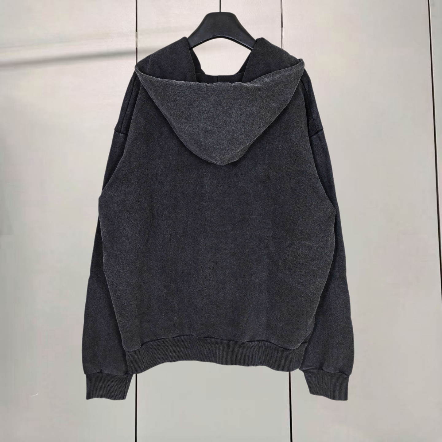 Balenciaga 巴黎世家 破损logo字母直喷印花洗水做旧拉链连帽卫衣 连帽衫 外套 长袖 黑色 B0 