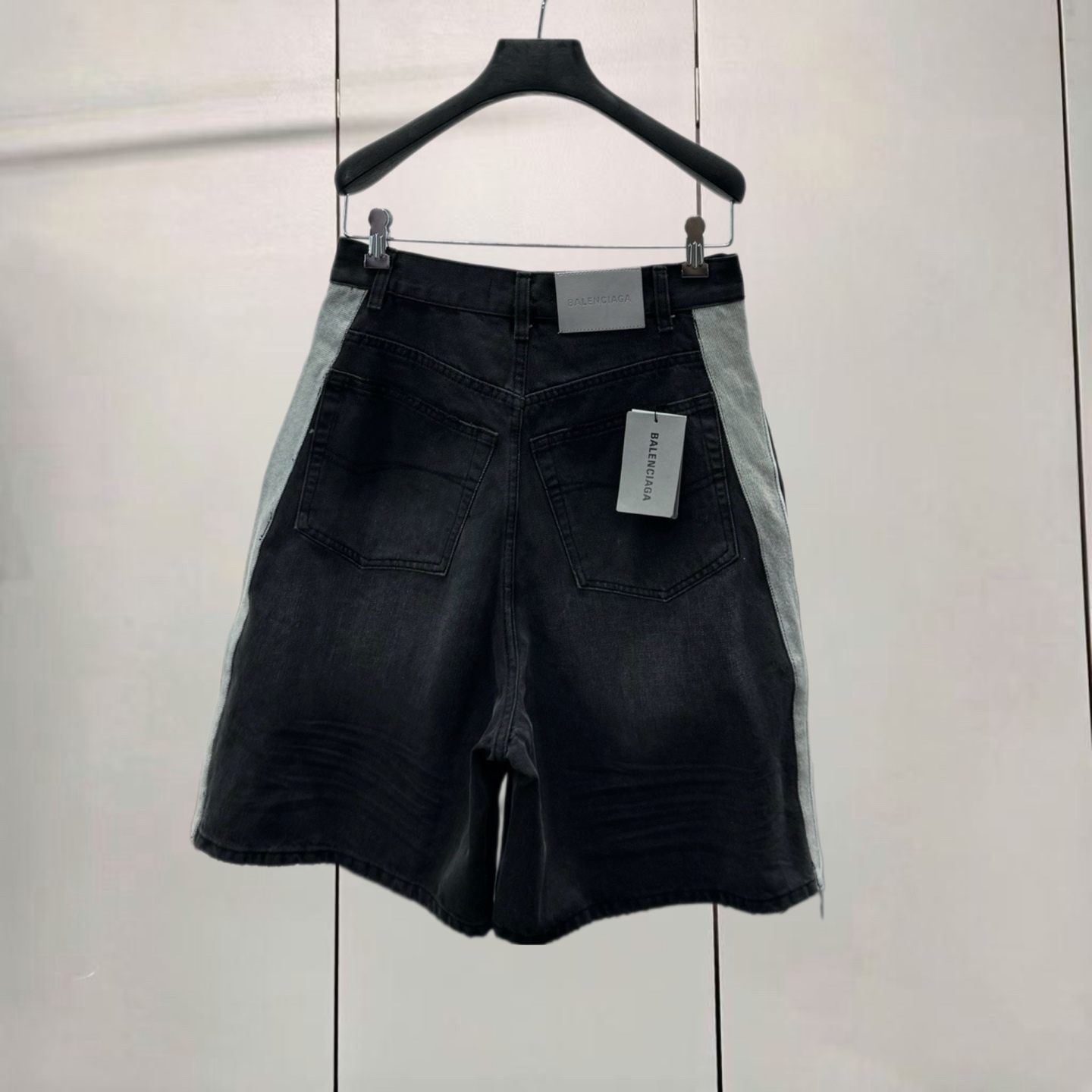 Balenciaga 巴黎世家 PIPING DETAIL 拼色牛仔短裤 休闲裤 五分裤 中裤 裤子 夏季 黑色 A5