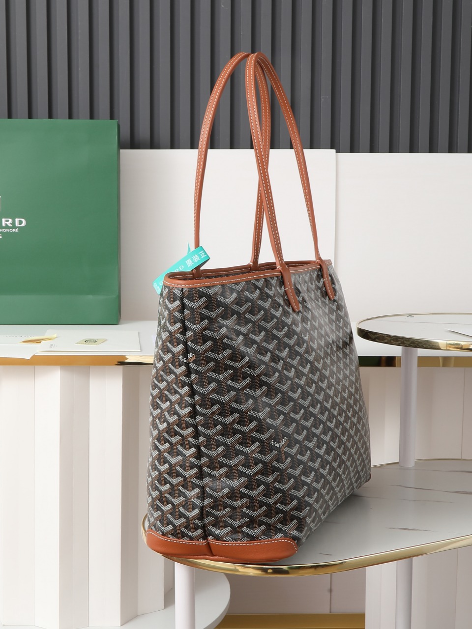 包角GOYARD 戈雅托特 Artois  (Canvas and Leather) — Tote Shoulder Bag-F0-ARTOISMMLTY