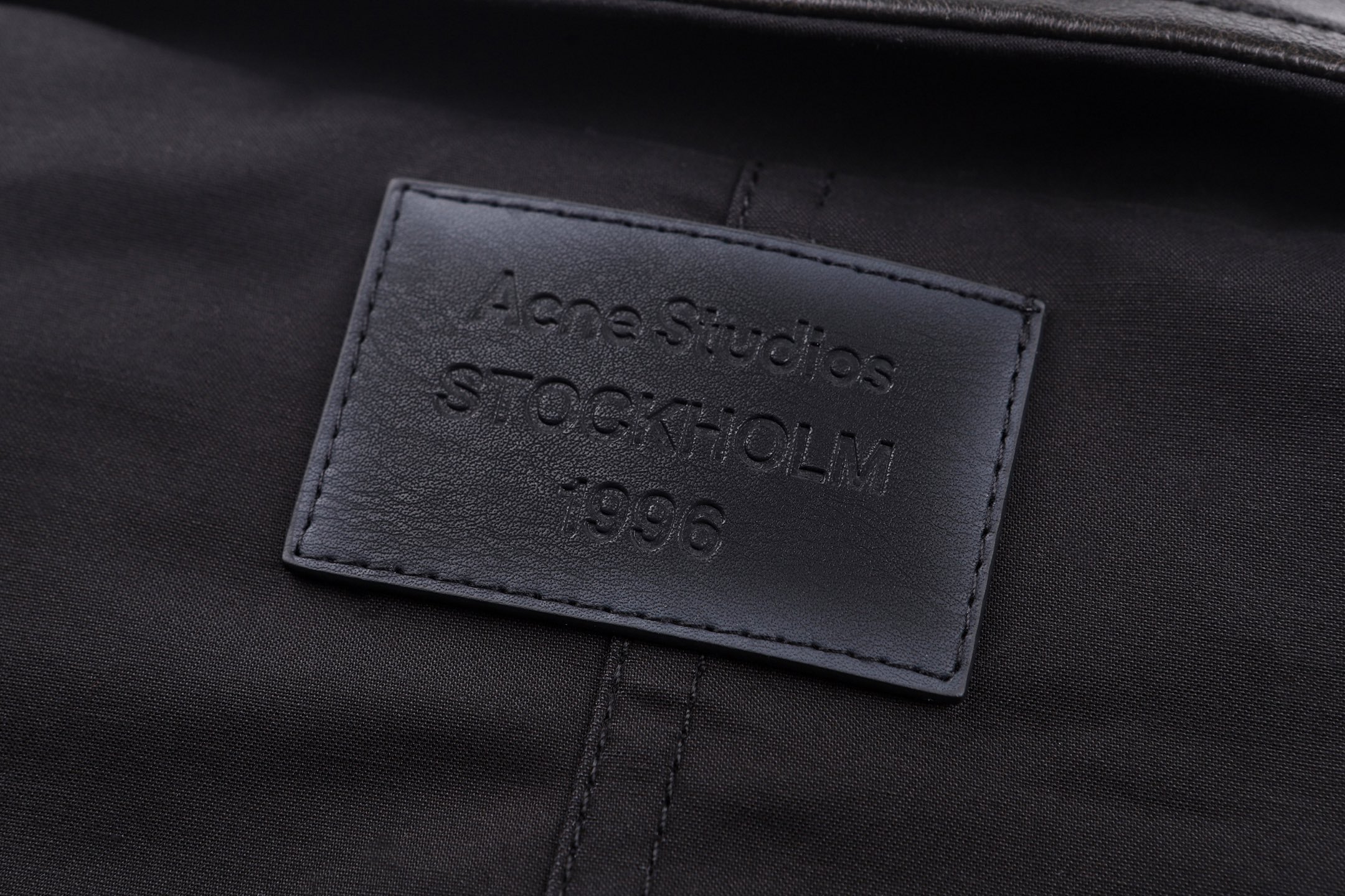 Acne Studios 皮革标识斜纹布拉链夹克 外套 秋冬 长袖 卡其色 黑色 C0