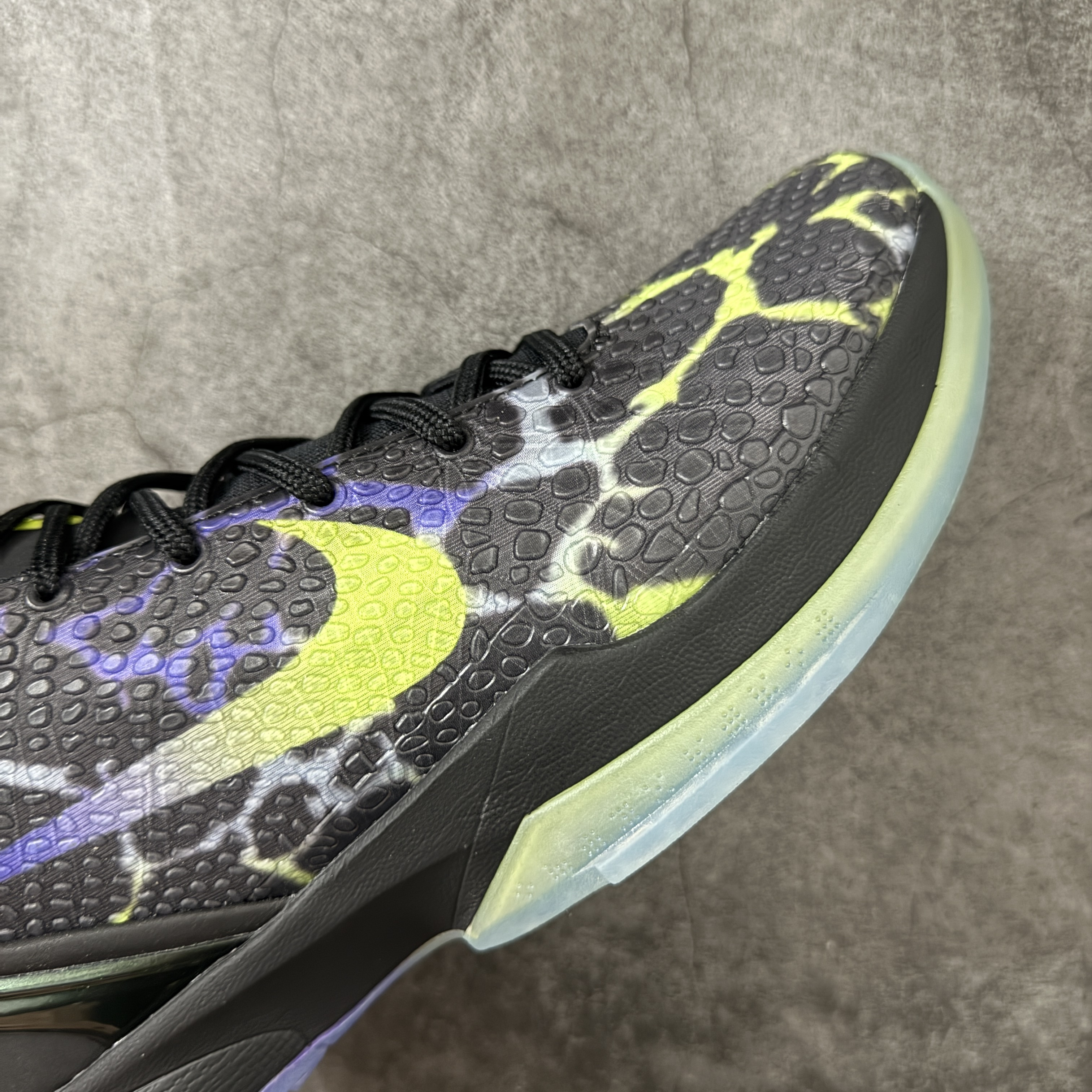 S2 Kobe6  前掌Zoom Turbo 气垫 后掌EVA缓震 低筒 球鞋 籃球鞋 實戰鞋 真碳板 男鞋 波鞋  圣诞节煤块 IO6261-001