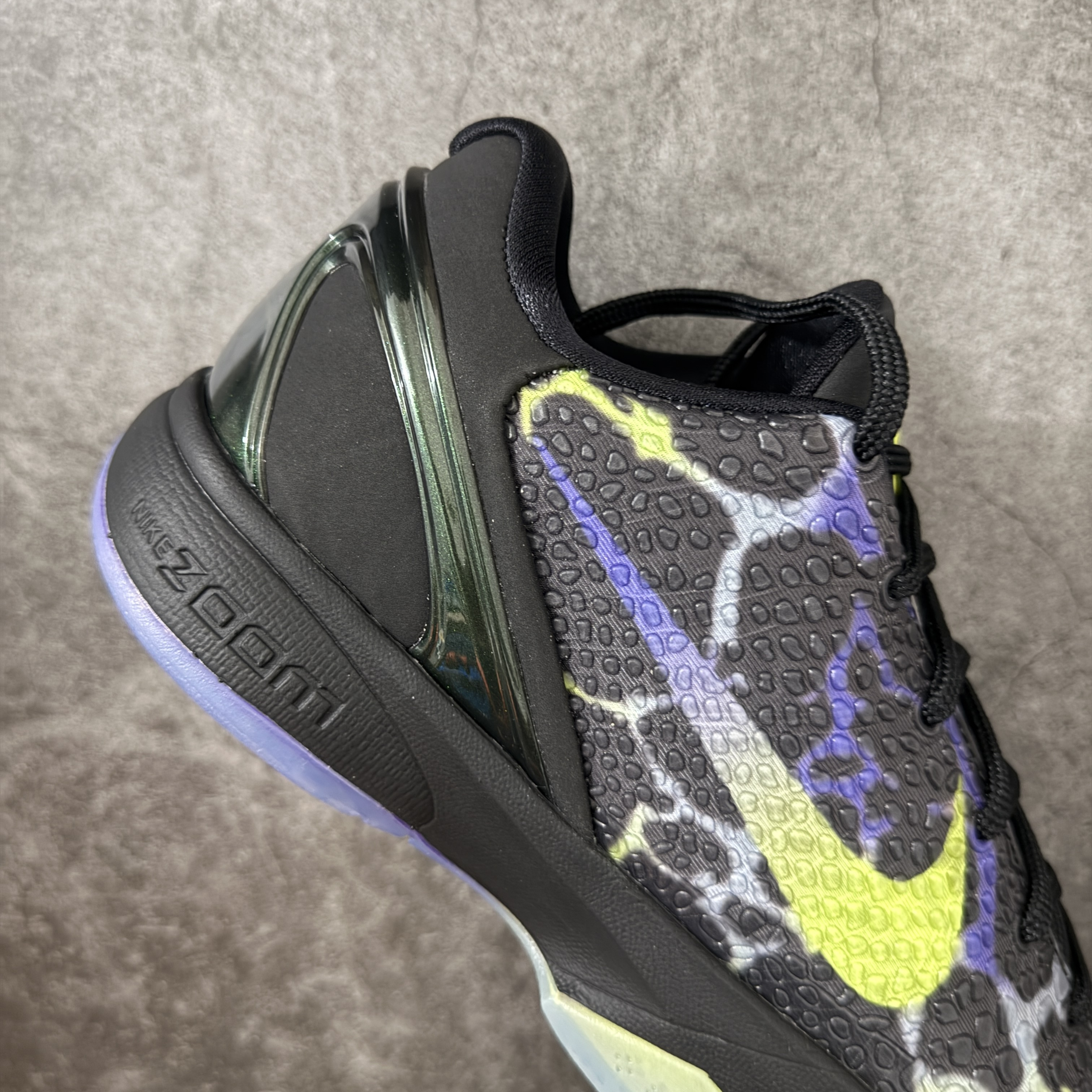 S2 Kobe6  前掌Zoom Turbo 气垫 后掌EVA缓震 低筒 球鞋 籃球鞋 實戰鞋 真碳板 男鞋 波鞋  圣诞节煤块 IO6261-001