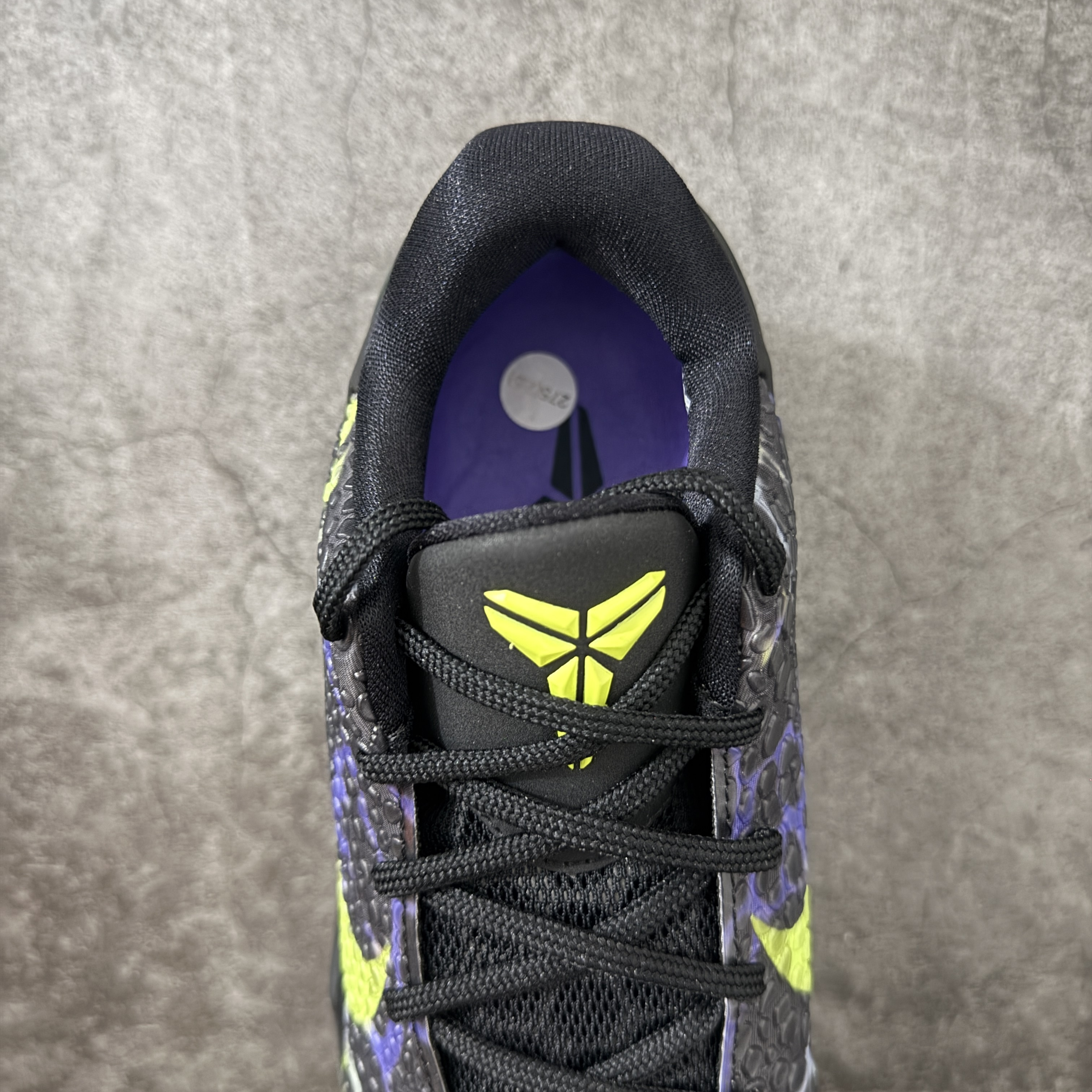 S2 Kobe6  前掌Zoom Turbo 气垫 后掌EVA缓震 低筒 球鞋 籃球鞋 實戰鞋 真碳板 男鞋 波鞋  圣诞节煤块 IO6261-001