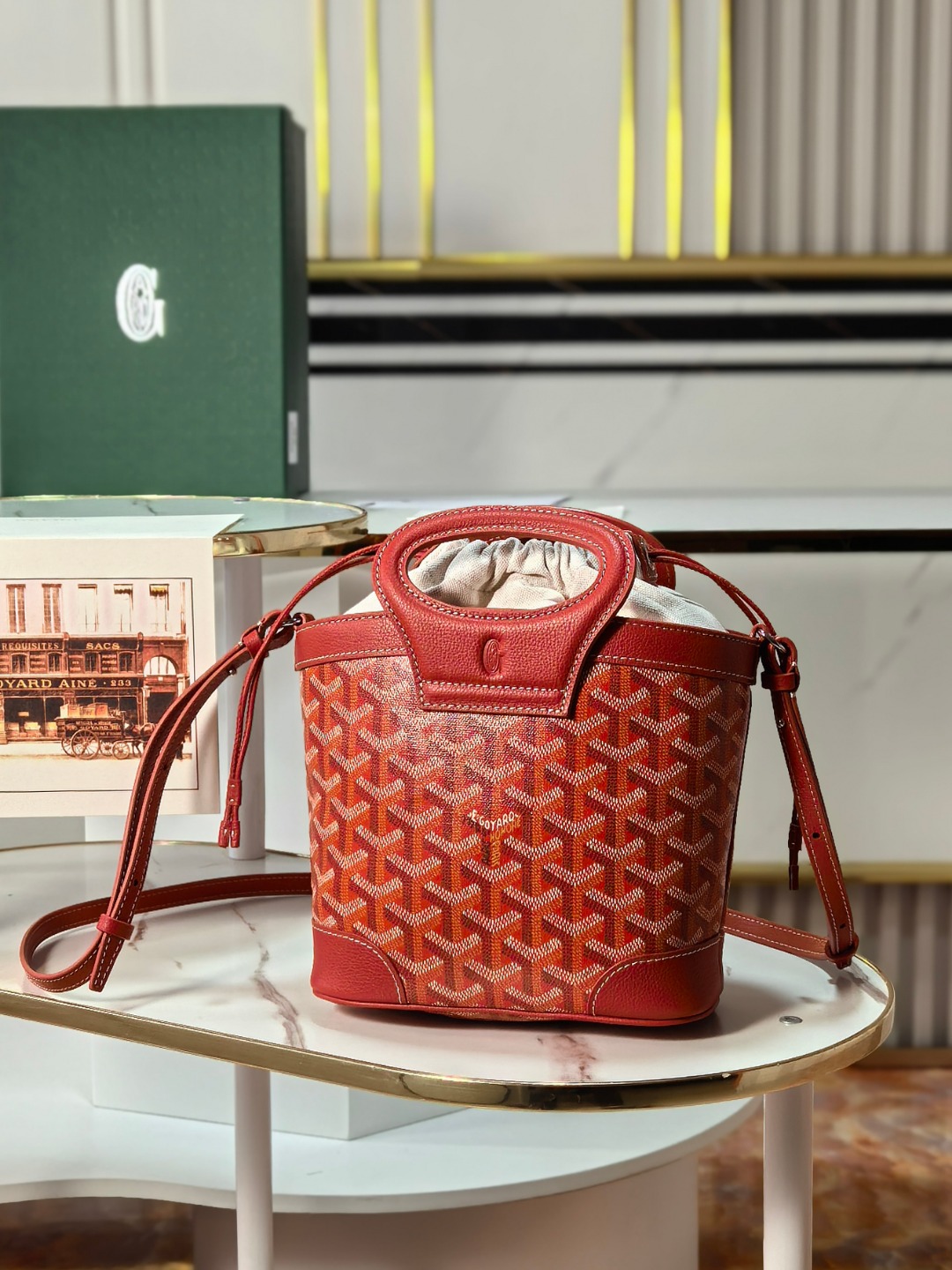 GOYARD 戈雅 Beluga (Canvas and Leather) — Single-shoulder handbag-F0-BELUGAMINTY