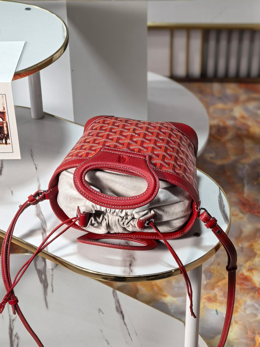 GOYARD 戈雅 Beluga (Canvas and Leather) — Single-shoulder handbag-F0-BELUGAMINTY