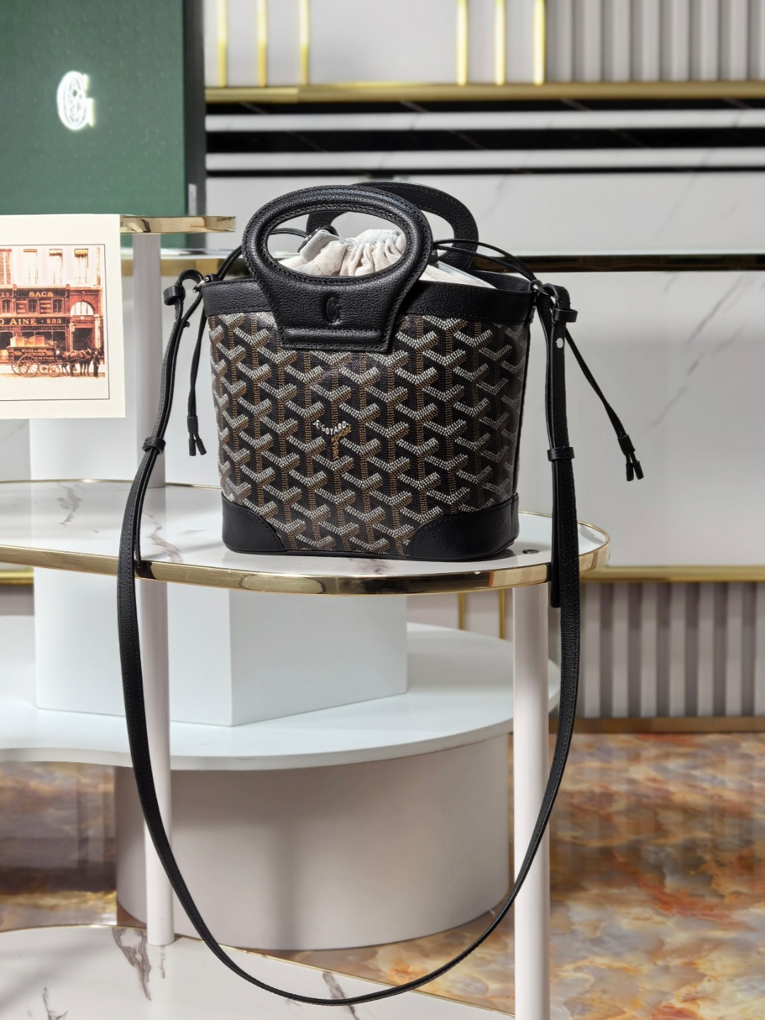 GOYARD 戈雅 Beluga (Canvas and Leather) — Single-shoulder handbag-F0-BELUGAMINTY