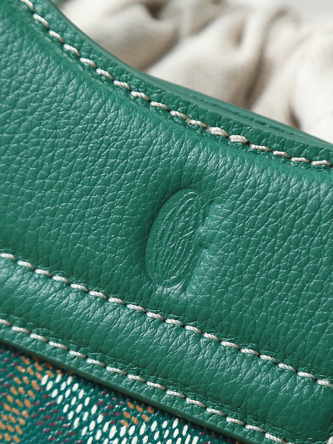 GOYARD 戈雅 Beluga (Canvas and Leather) — Single-shoulder handbag-F0-BELUGAMINTY-09CL09P