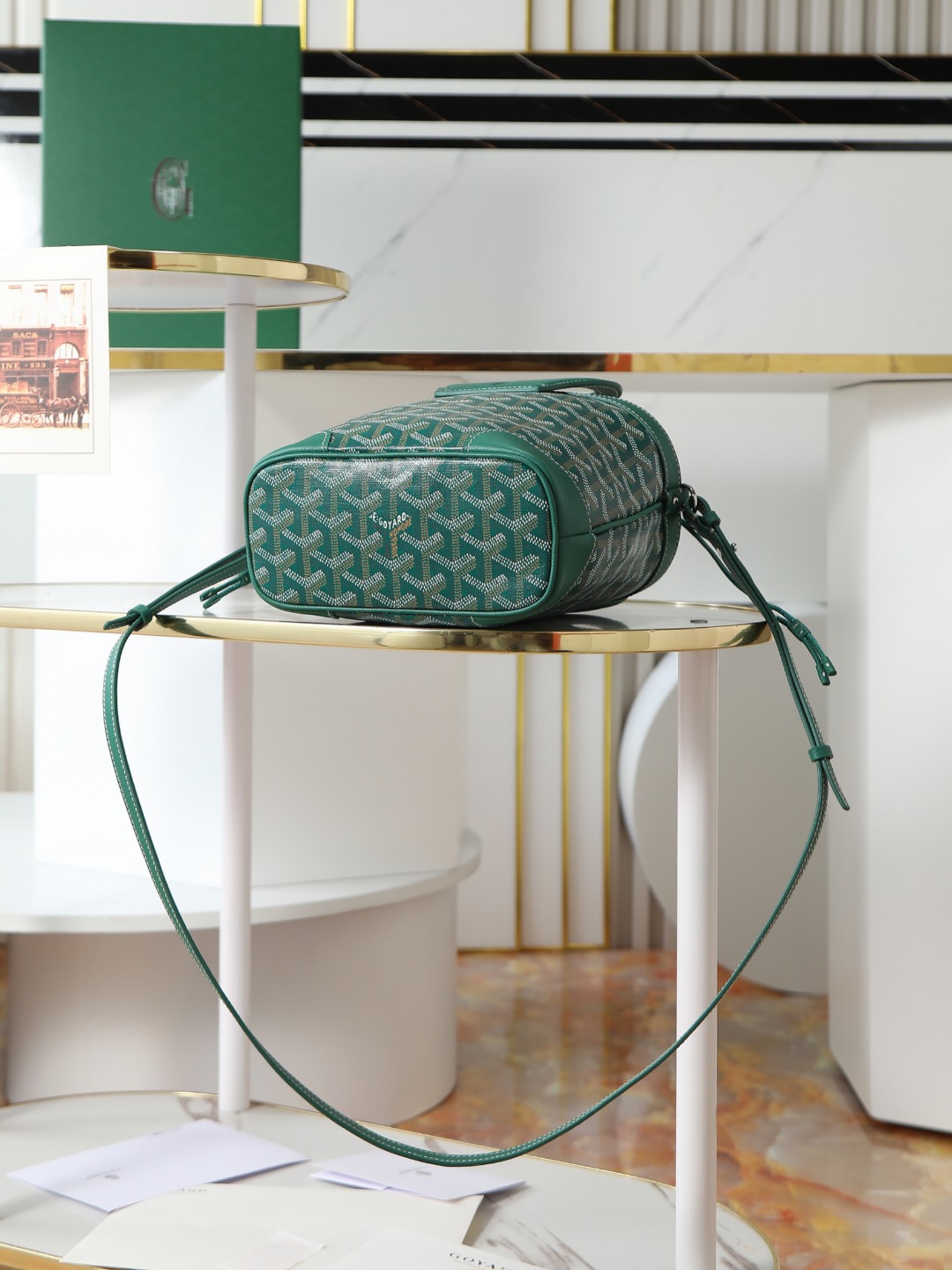 GOYARD 戈雅 Beluga (Canvas and Leather) — Single-shoulder handbag-F0-BELUGAMINTY-09CL09P