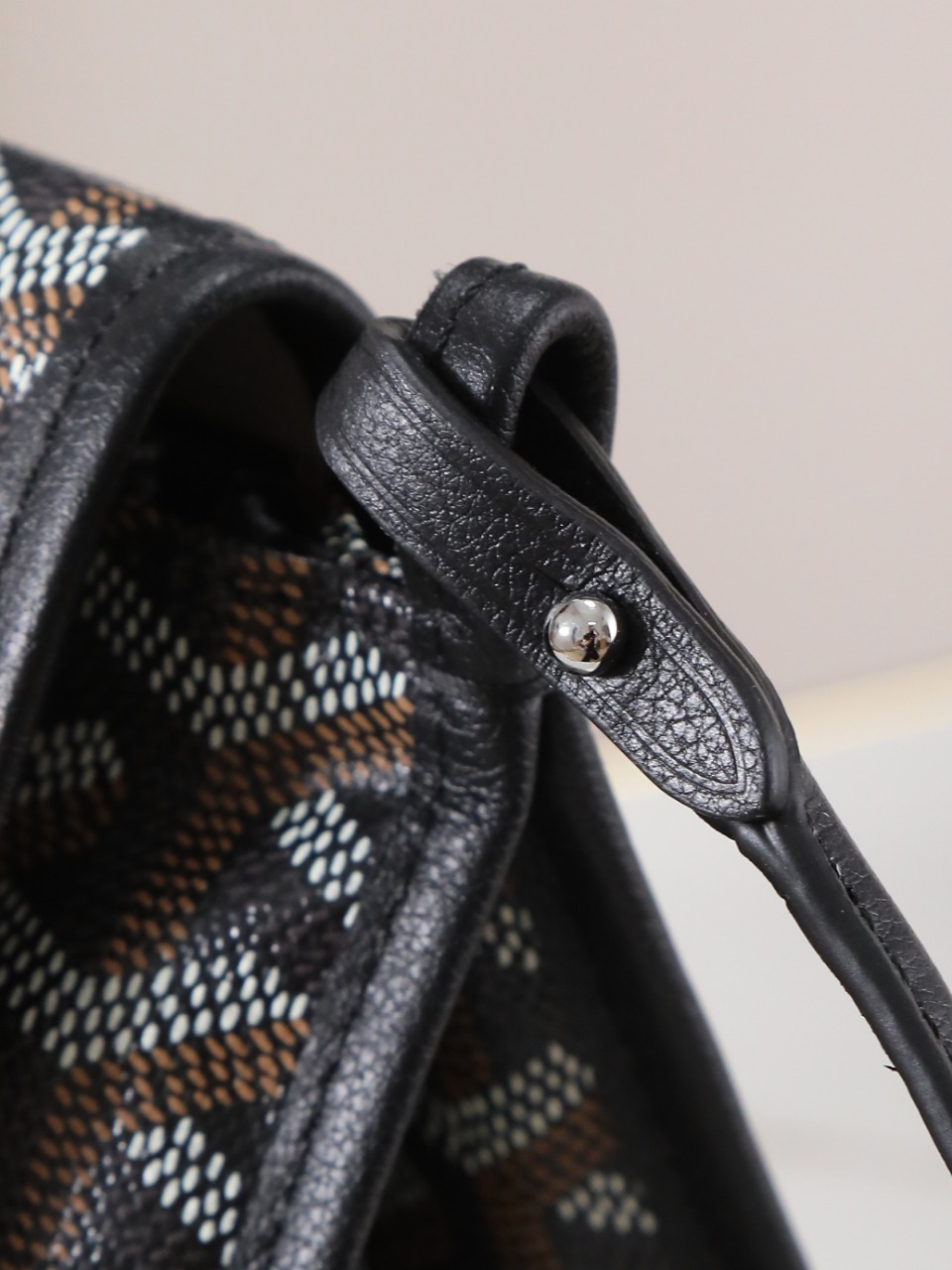 GOYARD 戈雅信封 Plumet (Canvas and Leather) — Envelope Crossbody Bag-F0-PLUMETPMLTY