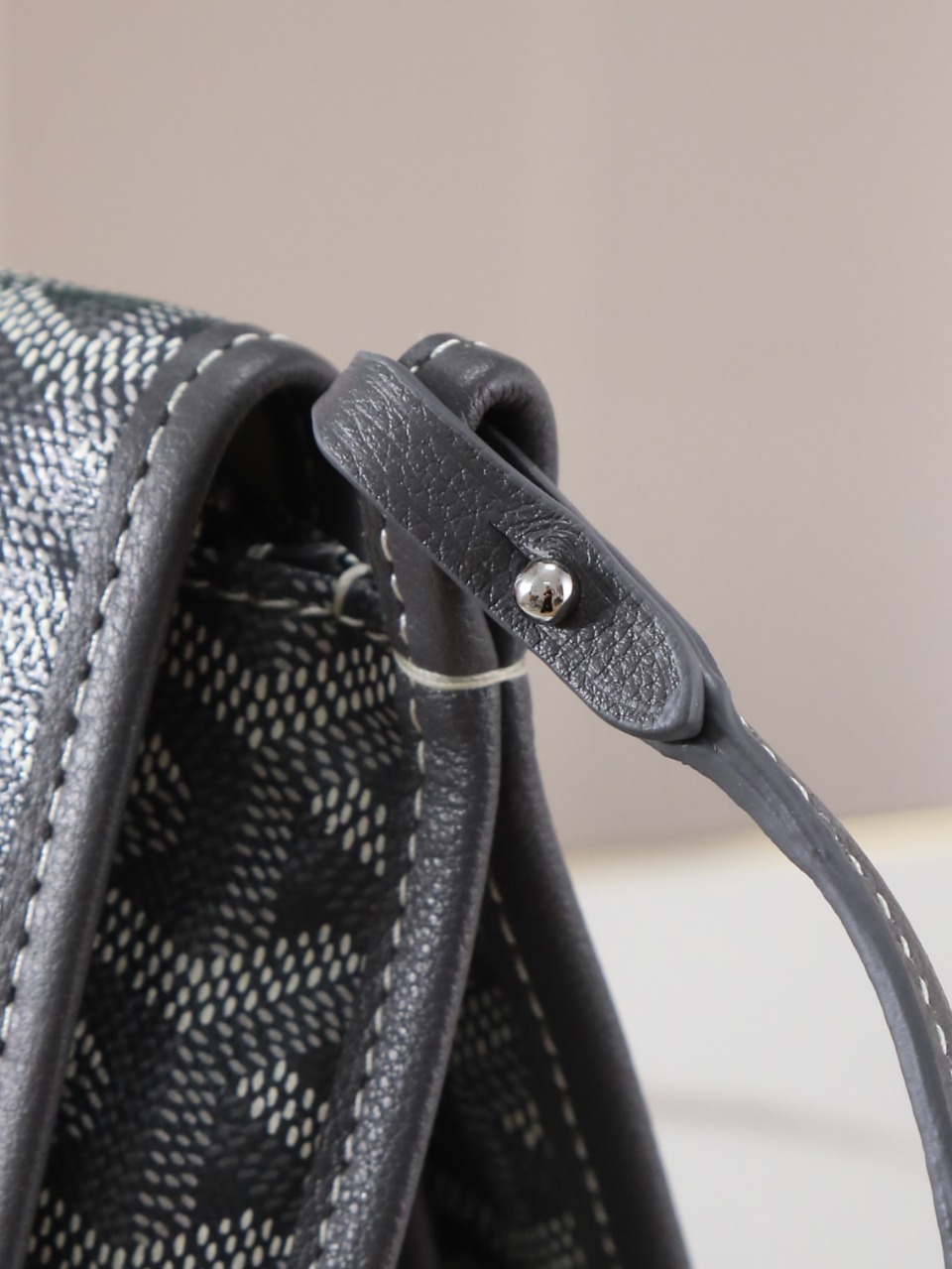 GOYARD 戈雅信封 Plumet (Canvas and Leather) — Envelope Crossbody Bag-F0-PLUMETPMLTY