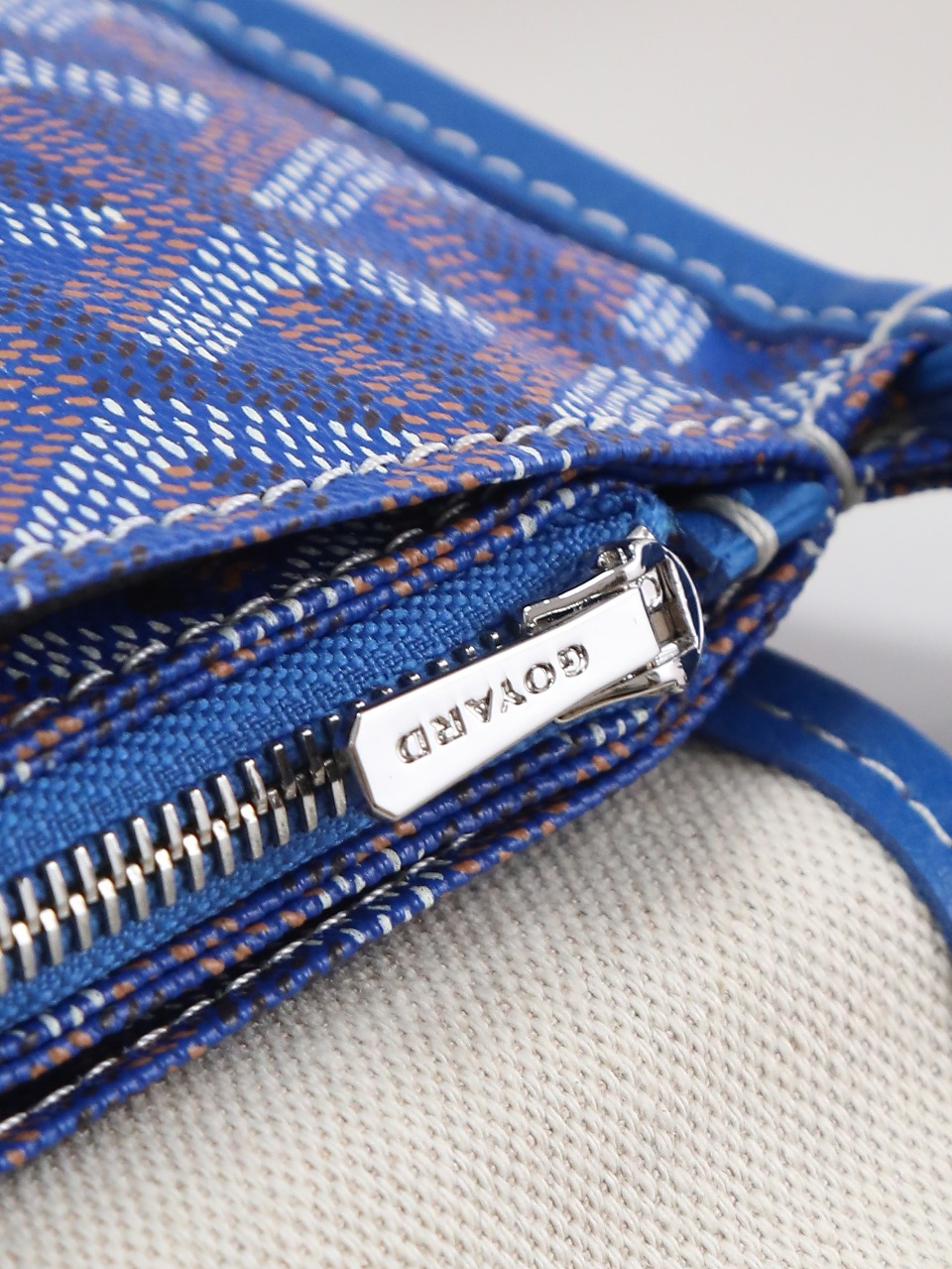GOYARD 戈雅信封 Plumet (Canvas and Leather) — Envelope Crossbody Bag-F0-PLUMETPMLTY