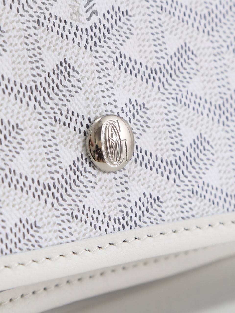 GOYARD 戈雅信封 Plumet (Canvas and Leather) — Envelope Crossbody Bag-F0-PLUMETPMLTY