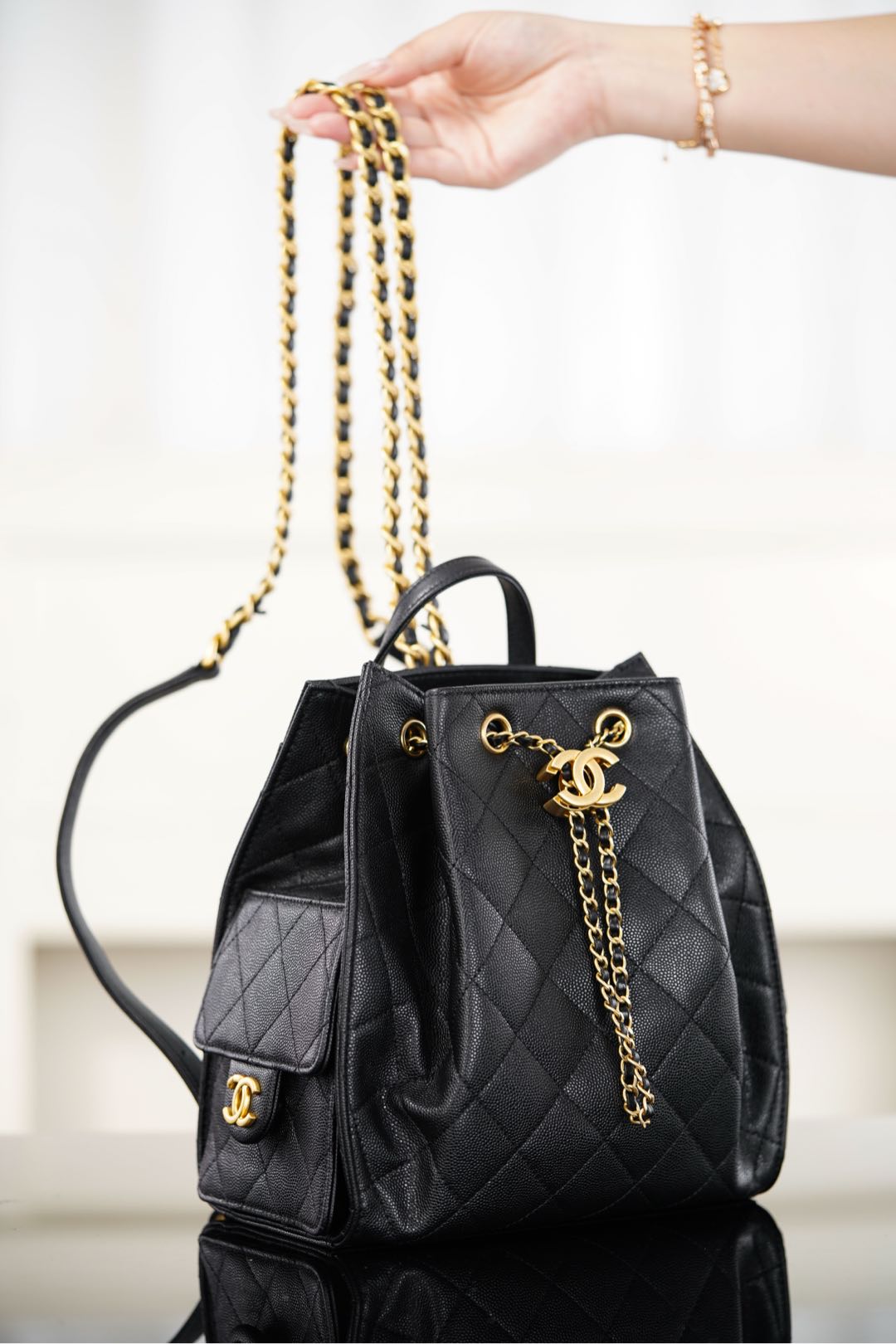 CHANEL 25Bag 25 B Backpack (Grained Calfskin)  双肩包 黑金 A5-AS5600-B20304-94305  