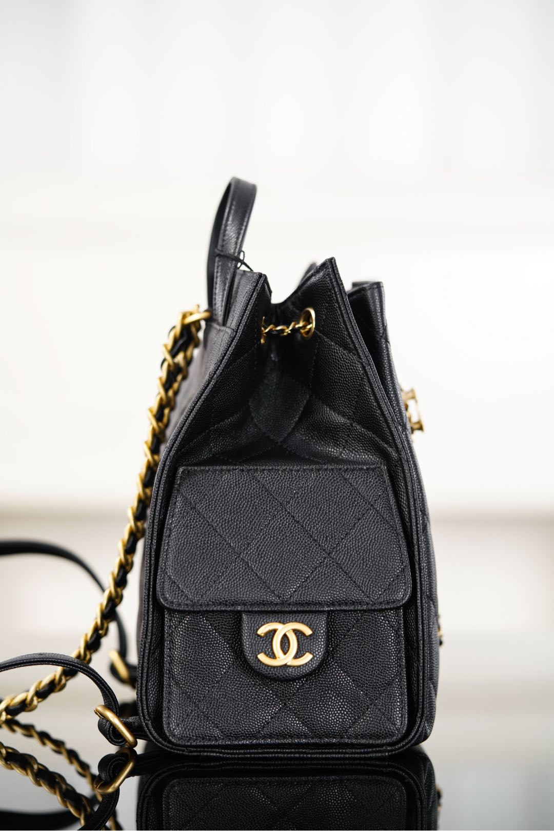 CHANEL 25Bag 25 B Backpack (Grained Calfskin)  双肩包 黑金 A5-AS5600-B20304-94305  