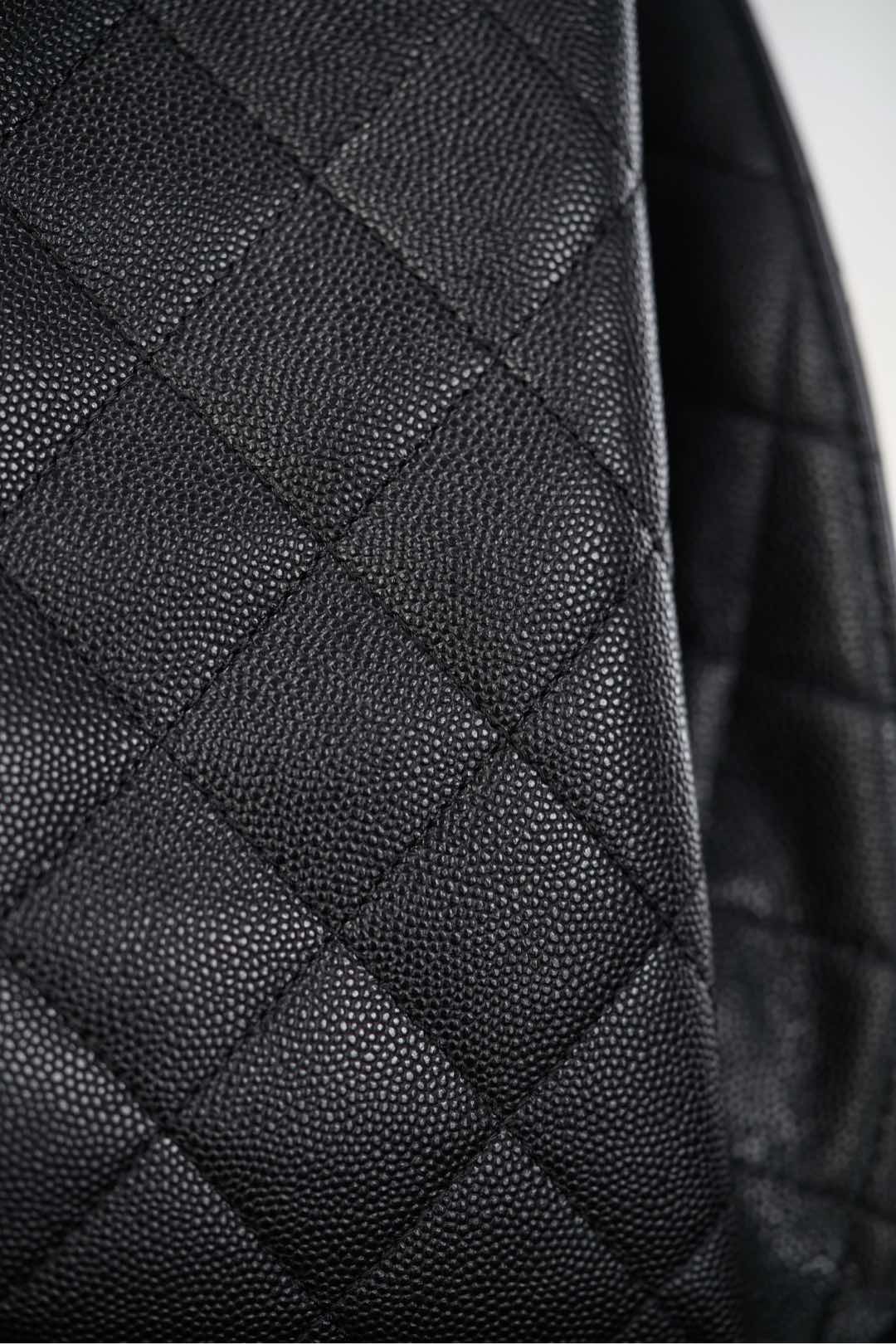 CHANEL 25Bag 25 B Backpack (Grained Calfskin)  双肩包 黑金 A5-AS5600-B20304-94305  