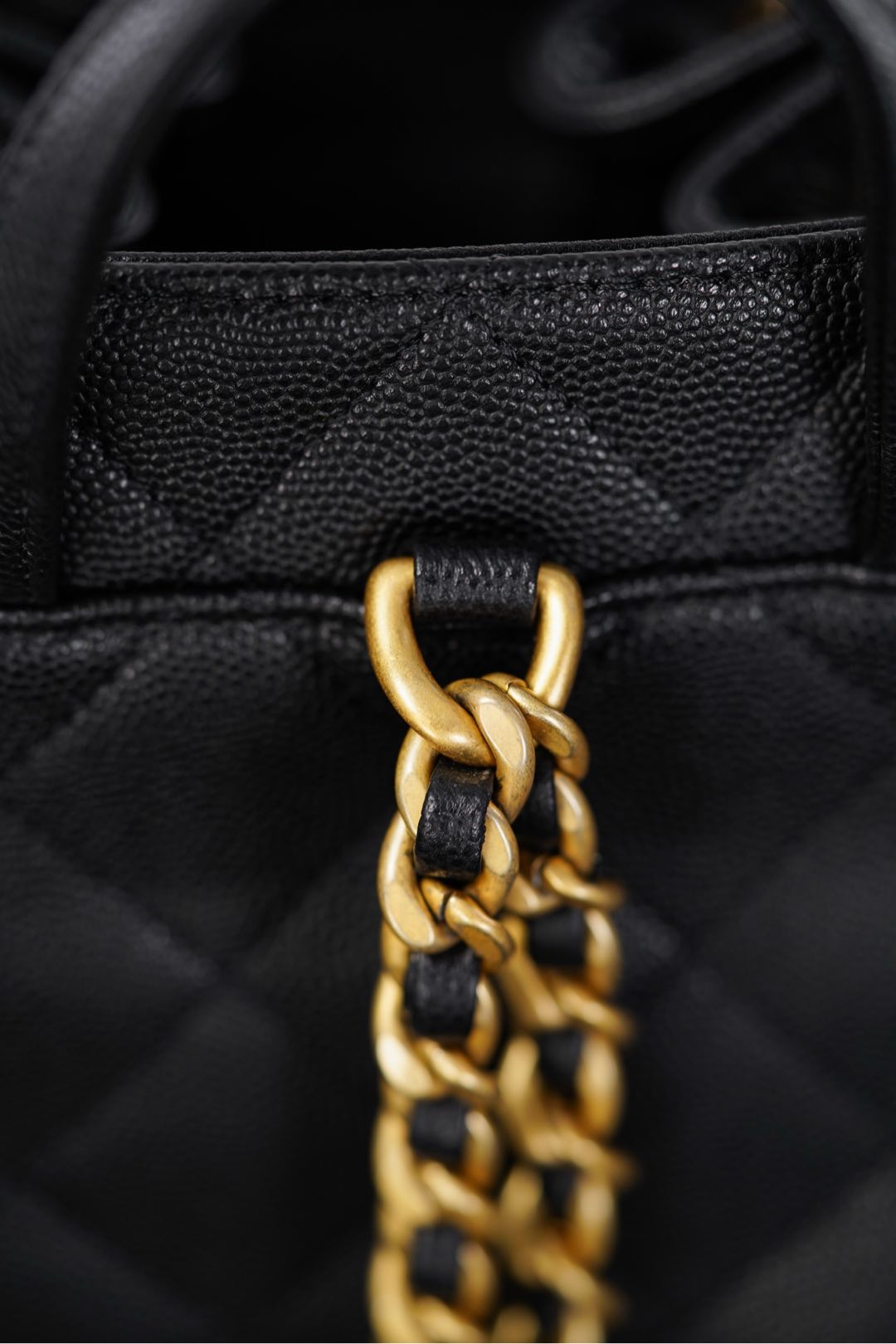 CHANEL 25Bag 25 B Backpack (Grained Calfskin)  双肩包 黑金 A5-AS5600-B20304-94305  