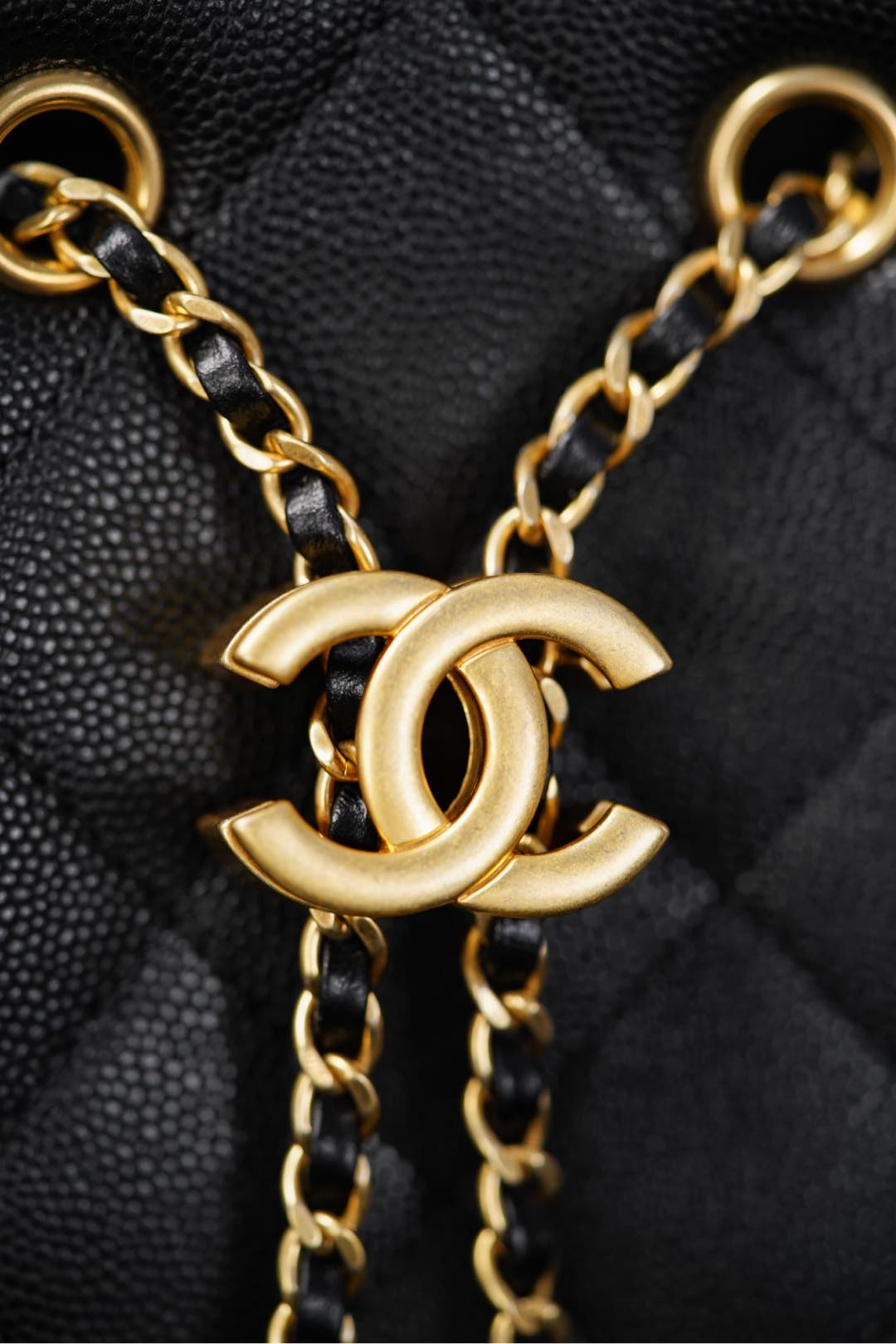 CHANEL 25Bag 25 B Backpack (Grained Calfskin)  双肩包 黑金 A5-AS5600-B20304-94305  