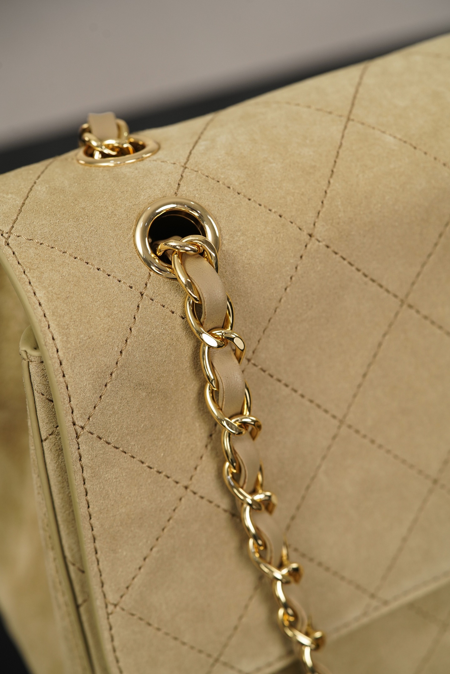 超大号 CHANEL 26S CF Suede Calfskin Shoulder/Crossbody Bag, Extra Large, Dark Beige A5-AS6281-B24009-U9390