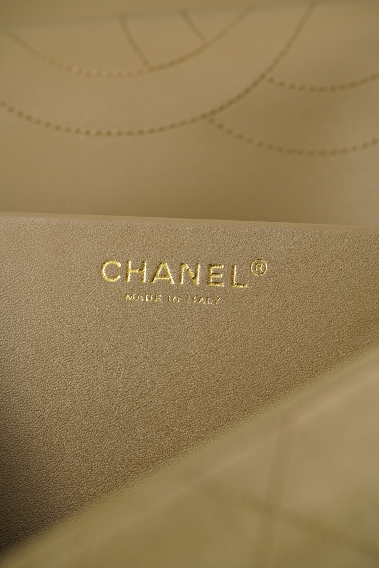 超大号 CHANEL 26S CF Suede Calfskin Shoulder/Crossbody Bag, Extra Large, Dark Beige A5-AS6281-B24009-U9390