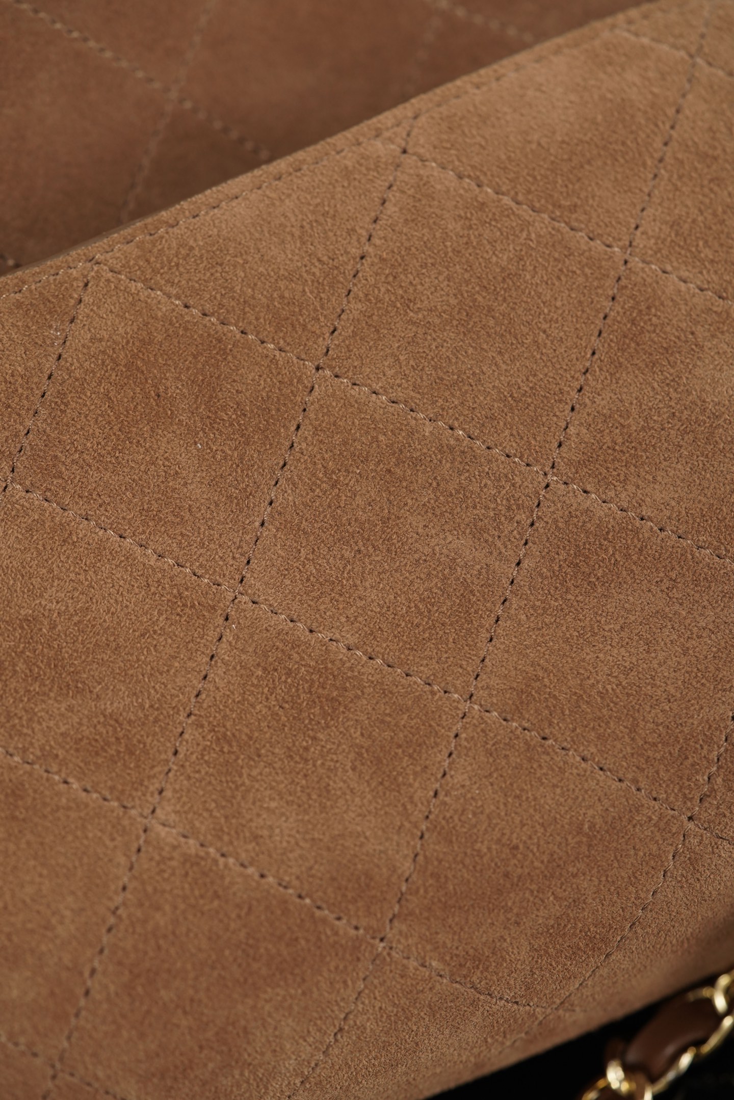 超大号 CHANEL 26S CF Suede and Calfskin Shoulder/Crossbody Bag, Extra Large (Camel) A5-AS6281-B24009-UA847