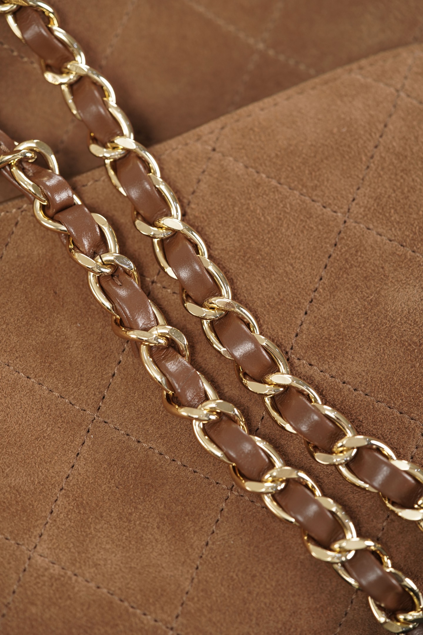 超大号 CHANEL 26S CF Suede and Calfskin Shoulder/Crossbody Bag, Extra Large (Camel) A5-AS6281-B24009-UA847