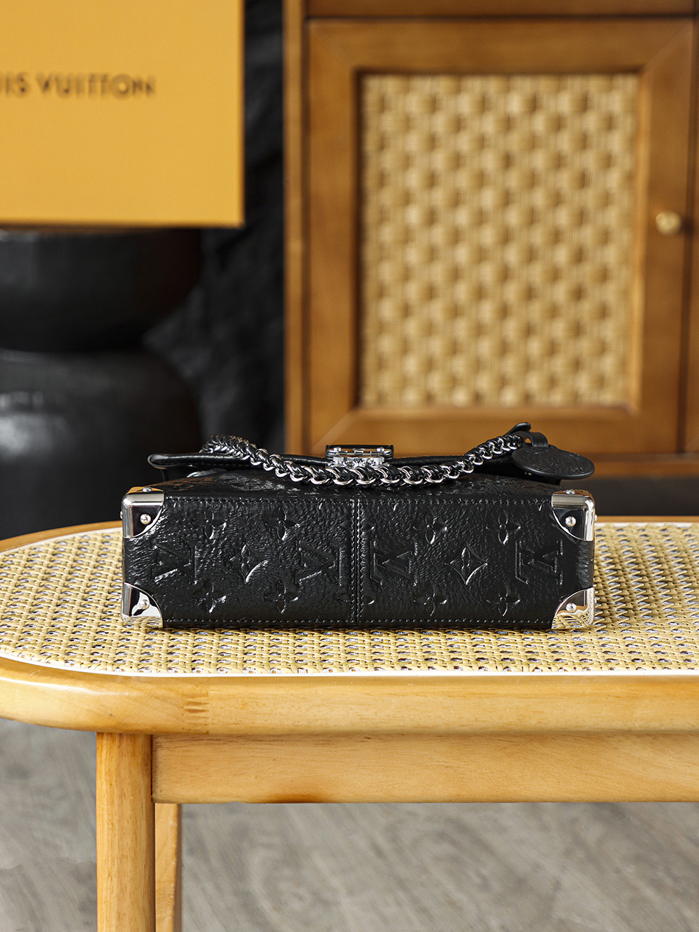 AS斜跨单肩 LOUIS VUITTONNANO LV TRUNKIE -(Cowhide)- Crossbody, shoulder, and handheld bag--F0-M28137