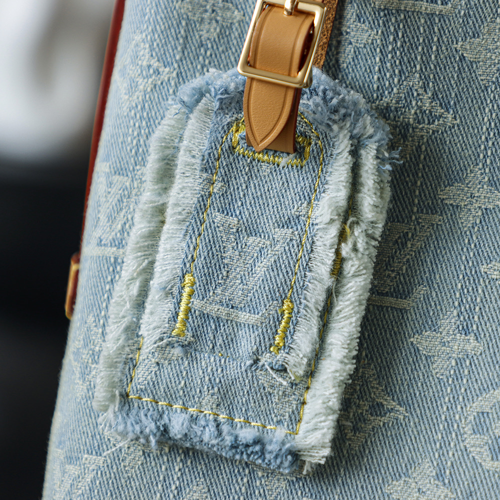 AS斜跨单肩 LOUIS VUITTONNANO LV CarryallSOFT TRUNK Sky  -(Denim)- Handheld and shoulder bag--F0-M11462