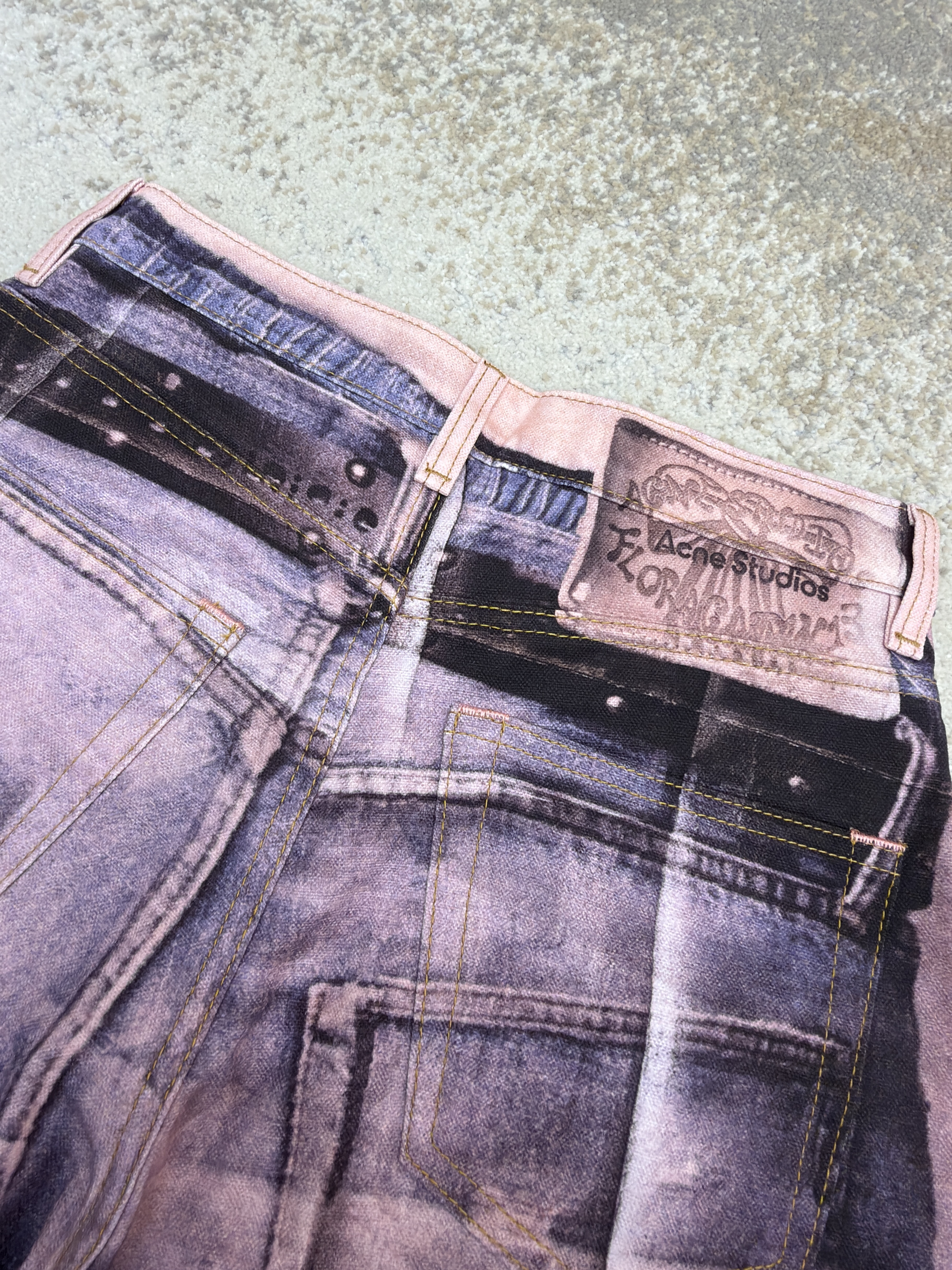 Acne Studios 3D错觉黑粉打印牛仔裤 长裤 裤子 B5