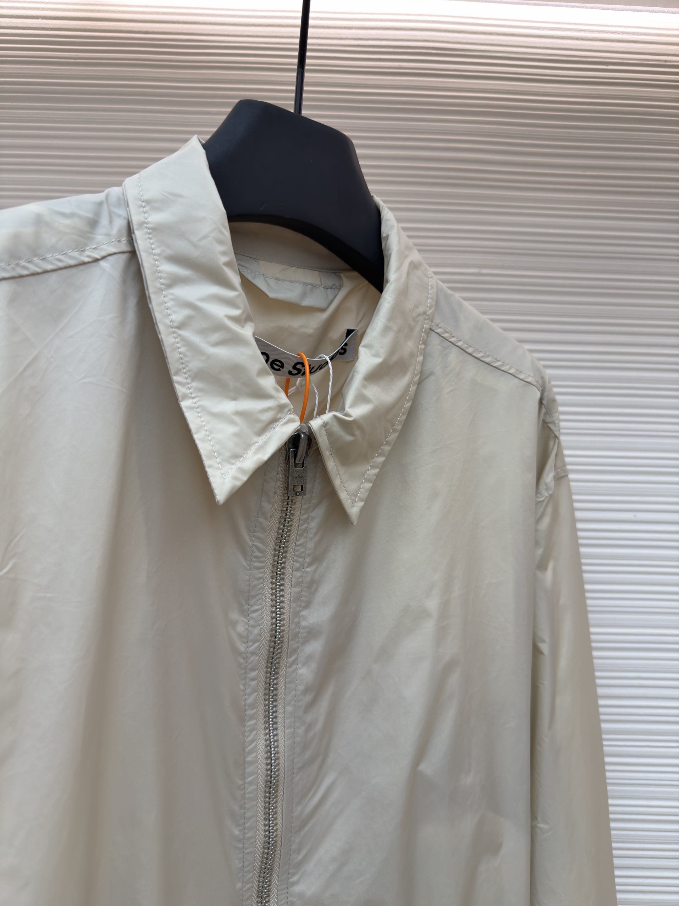 Acne Studios 徽标尼龙拉链夹克 外套 秋冬 长袖 杏色 B5