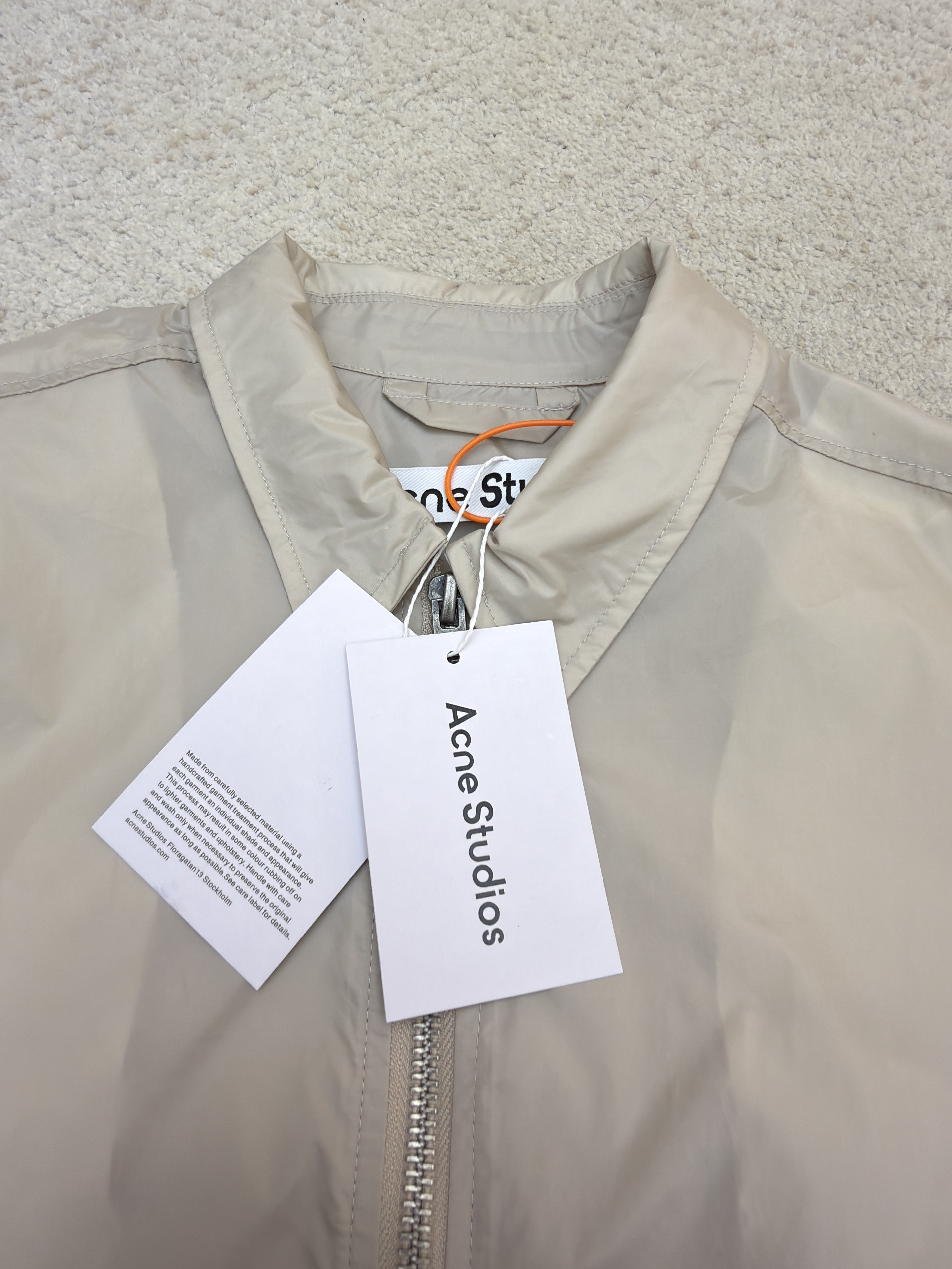 Acne Studios 徽标尼龙拉链夹克 外套 秋冬 长袖 杏色 B5