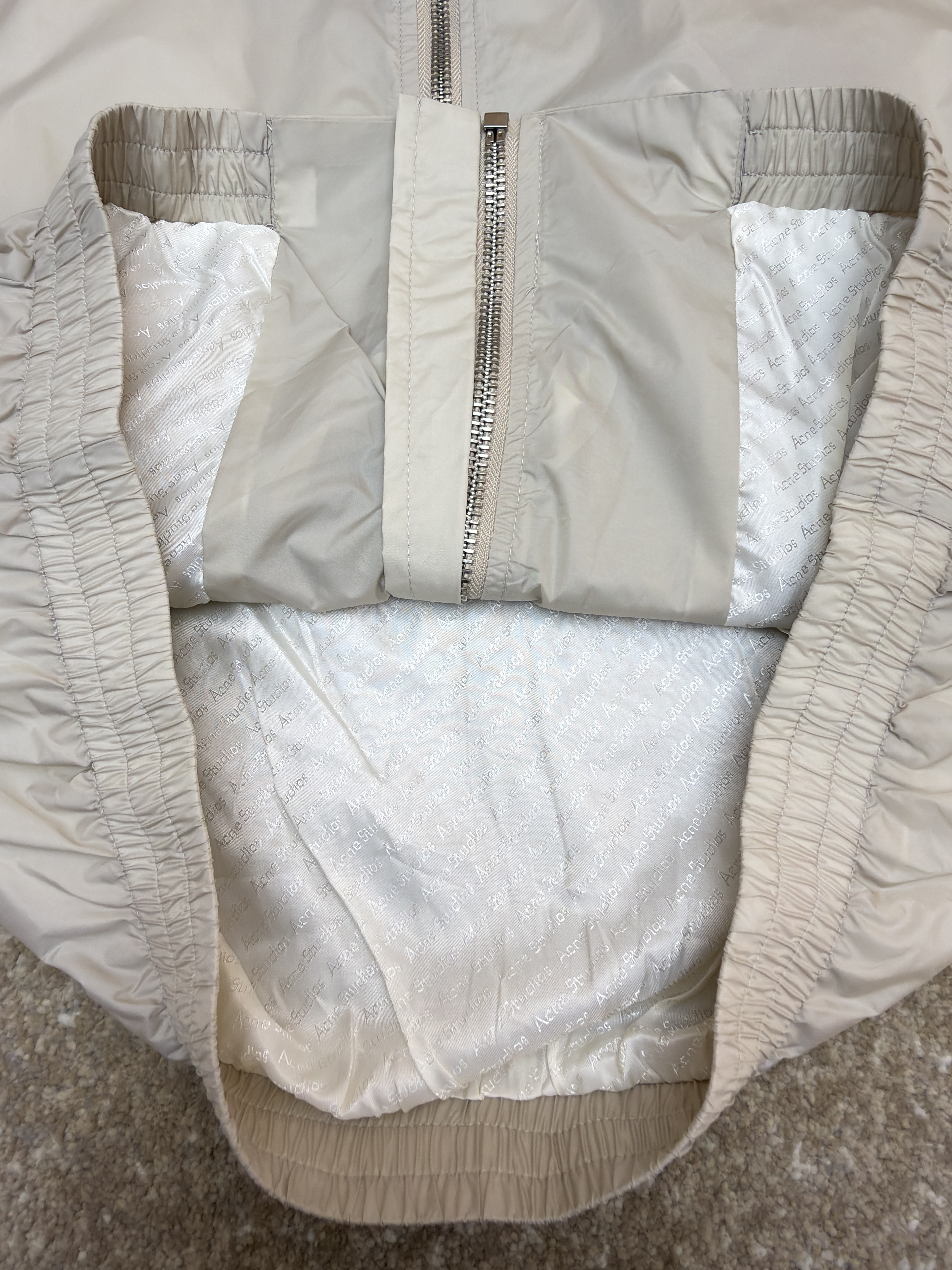Acne Studios 徽标尼龙拉链夹克 外套 秋冬 长袖 杏色 B5