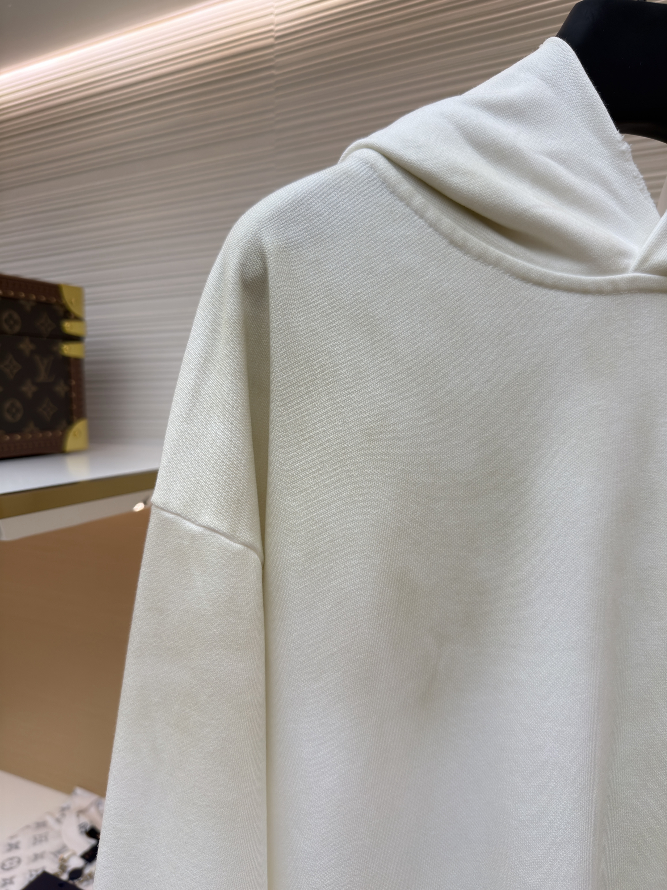 Acne Studios 喷绘做旧徽标连帽卫衣 连帽衫 外套 长袖 白色 B0