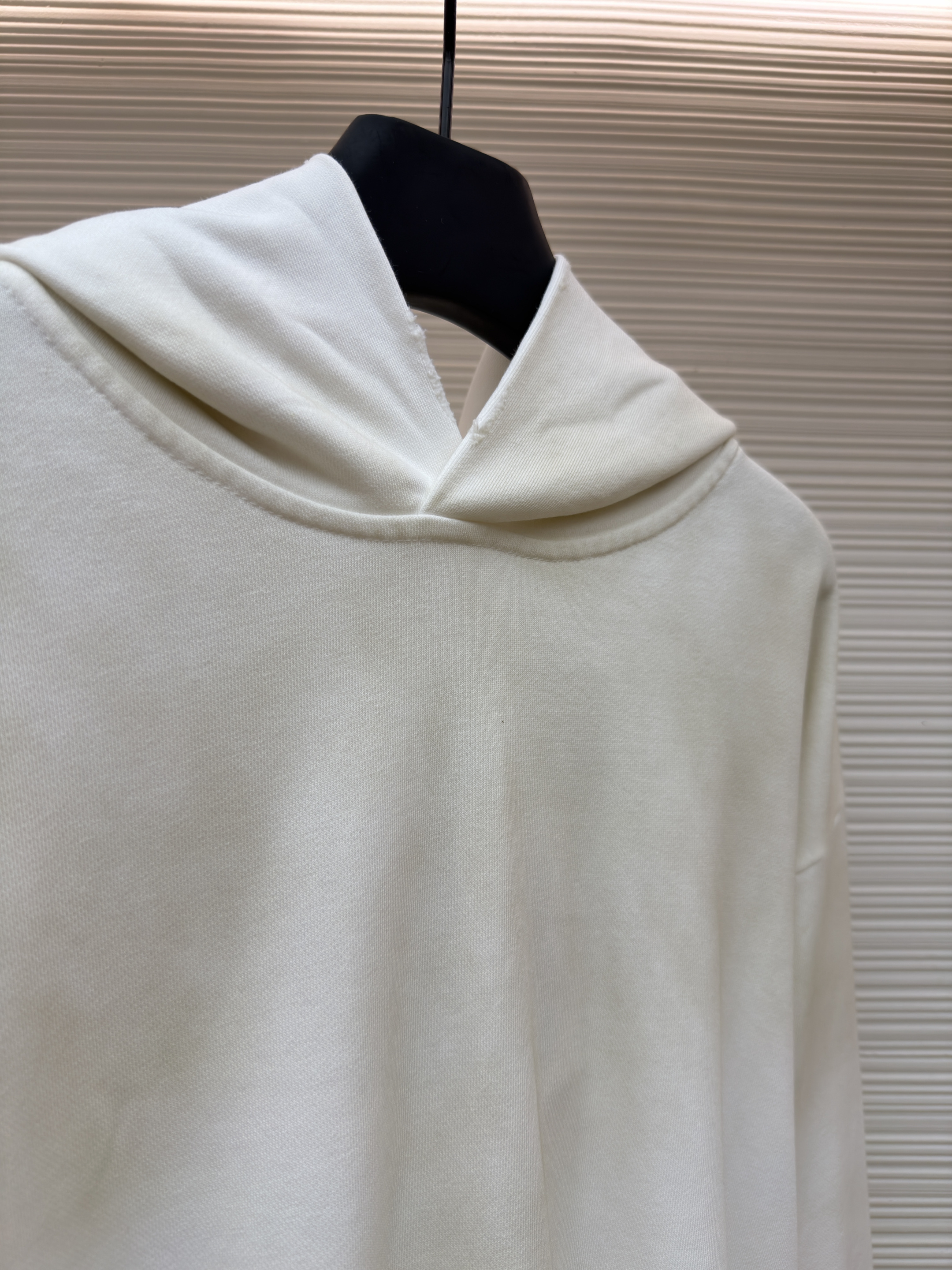 Acne Studios 喷绘做旧徽标连帽卫衣 连帽衫 外套 长袖 白色 B0
