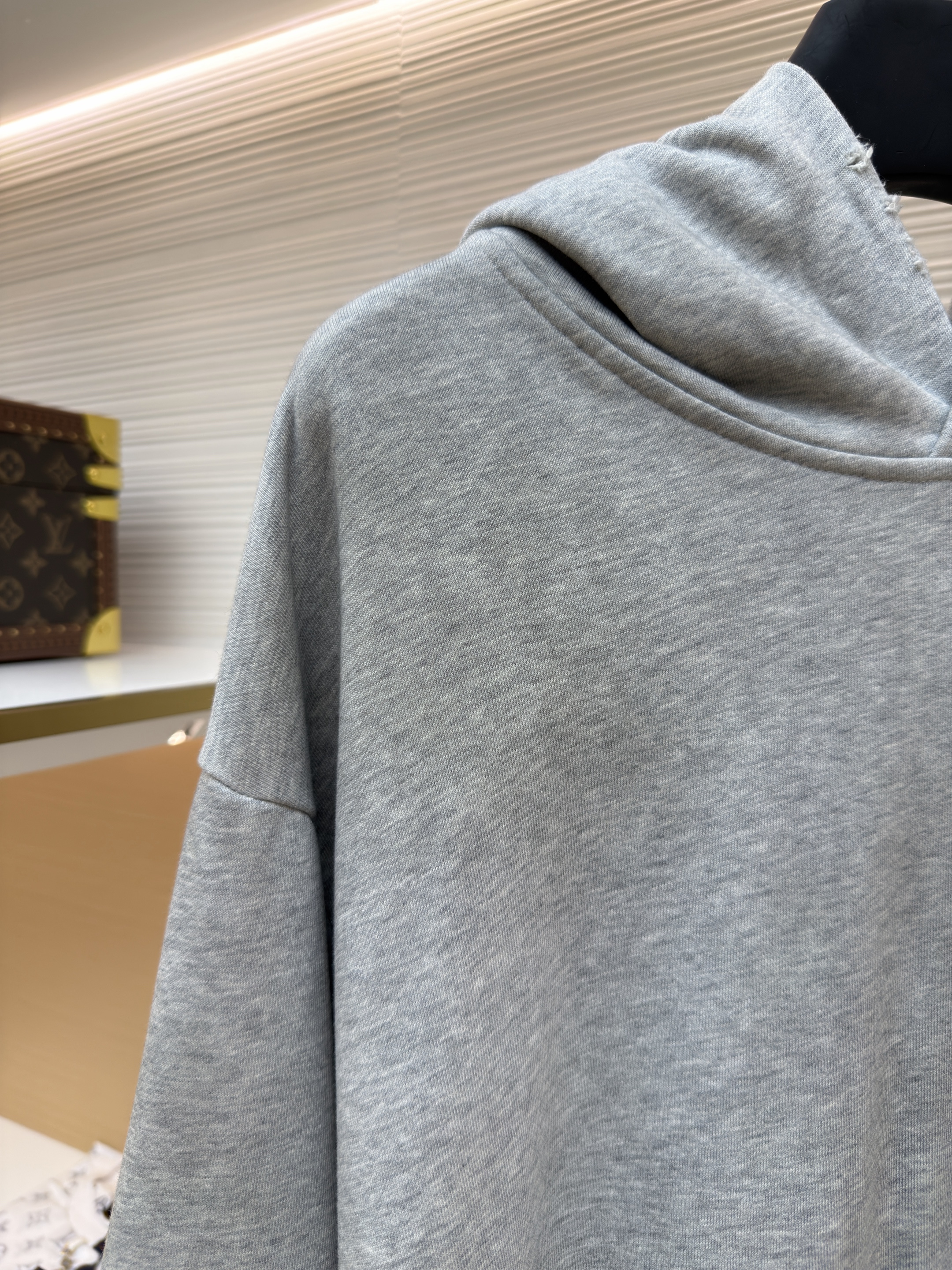 Acne Studios 喷绘做旧徽标连帽卫衣 连帽衫 外套 长袖 灰色 B0