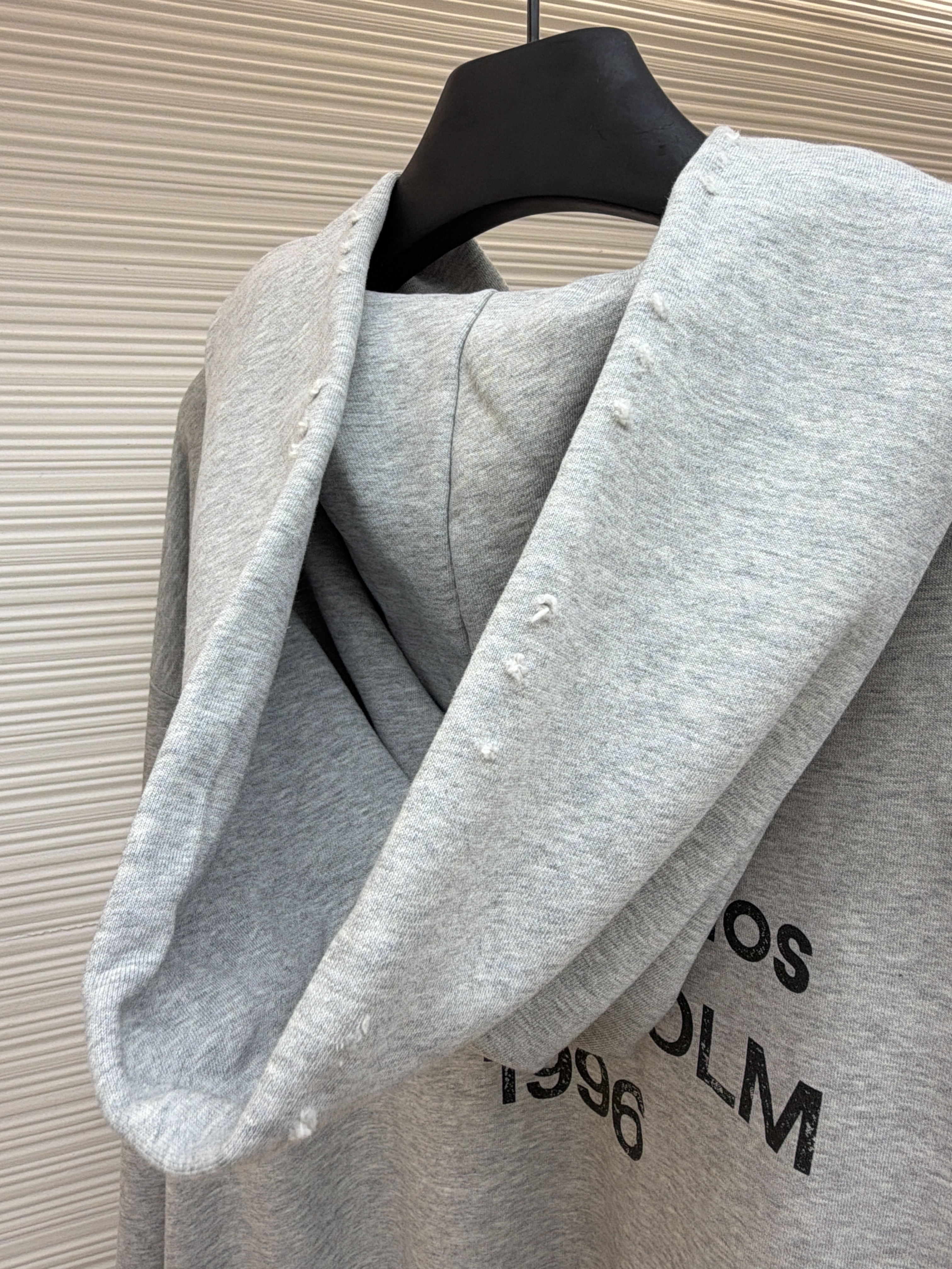Acne Studios 喷绘做旧徽标连帽卫衣 连帽衫 外套 长袖 灰色 B0