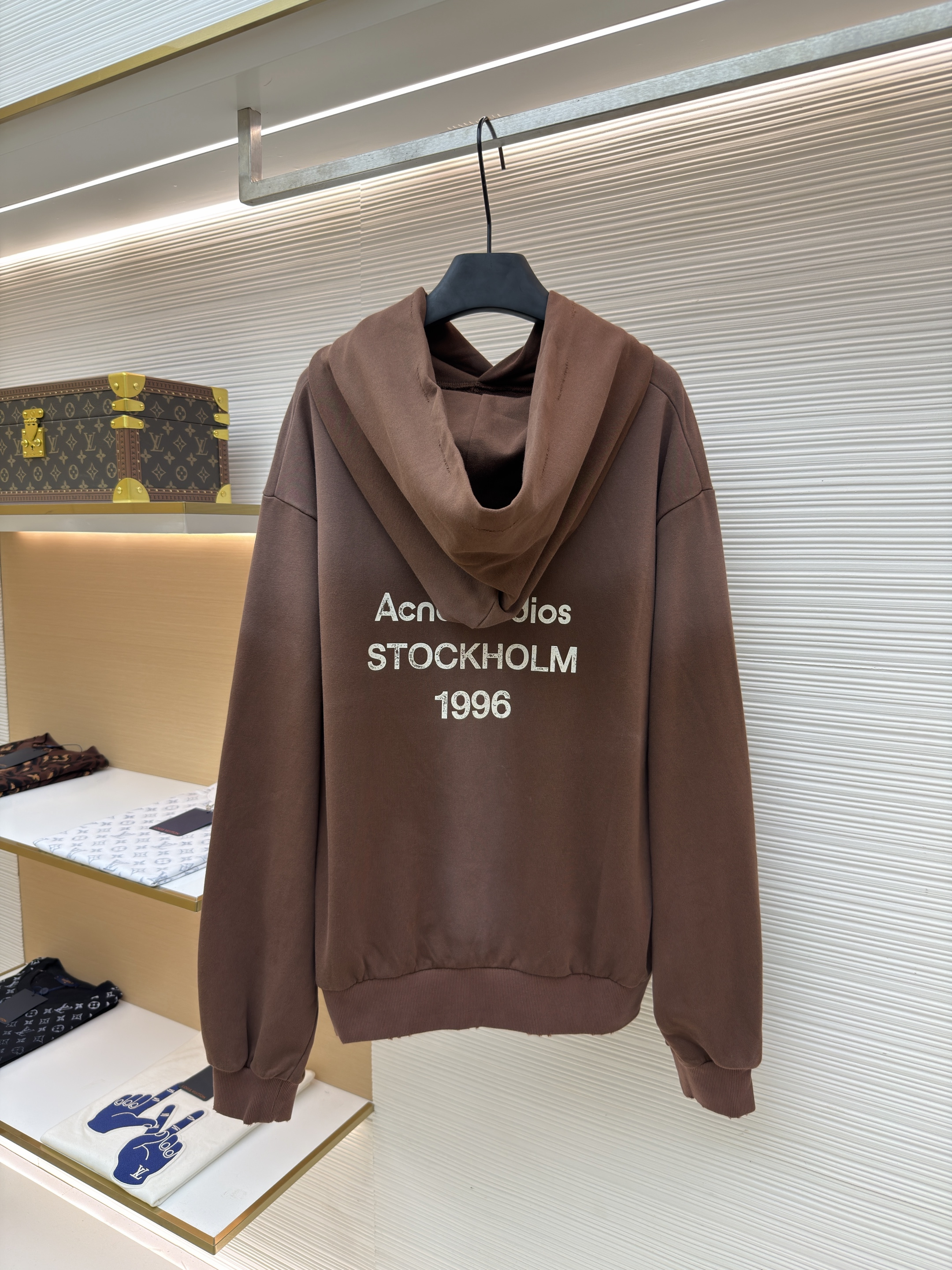 Acne Studios 喷绘做旧徽标连帽卫衣 连帽衫 外套 长袖 棕色 B0