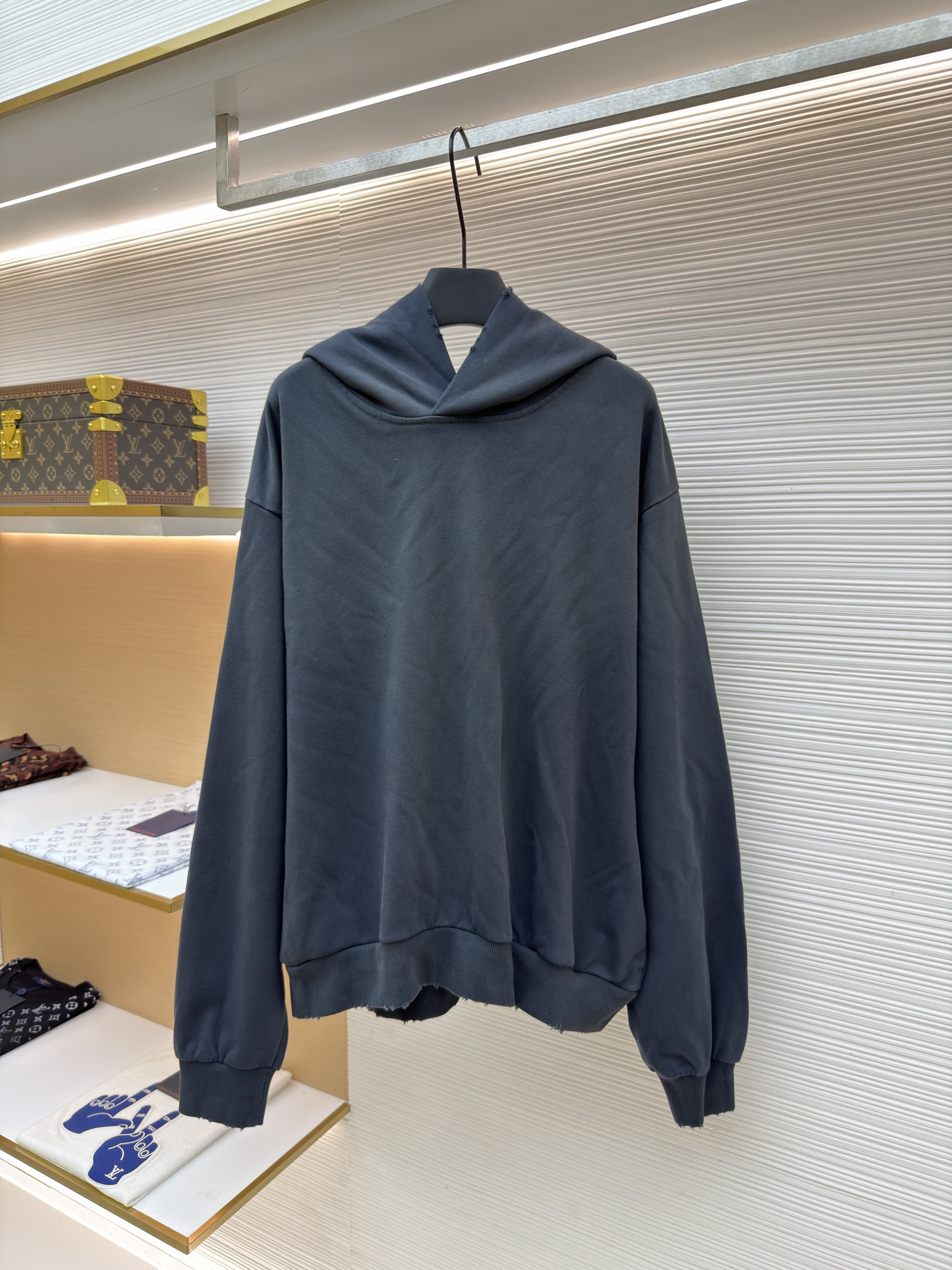 Acne Studios 喷绘做旧徽标连帽卫衣 连帽衫 外套 长袖 黑色 B0