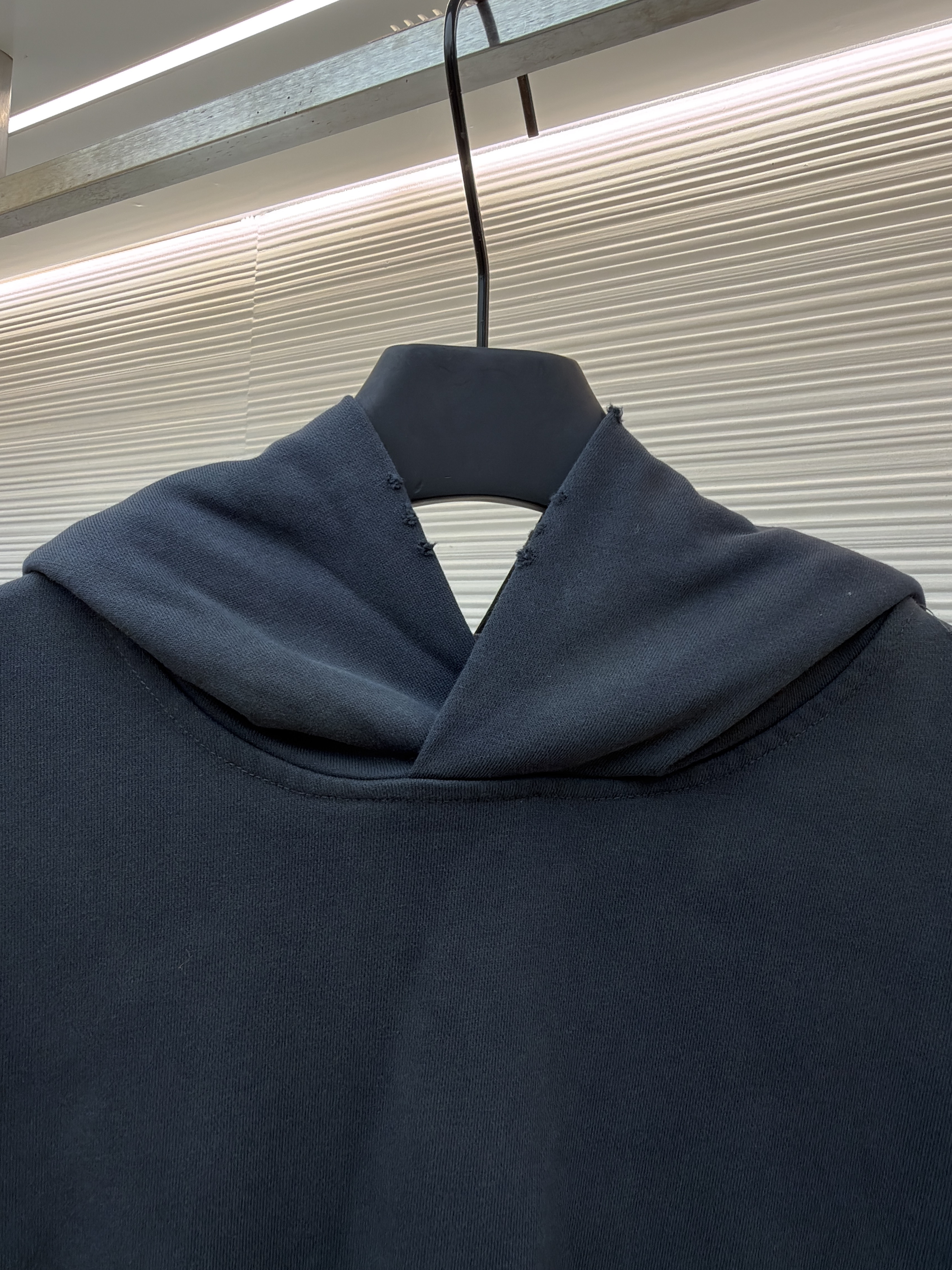 Acne Studios 喷绘做旧徽标连帽卫衣 连帽衫 外套 长袖 黑色 B0