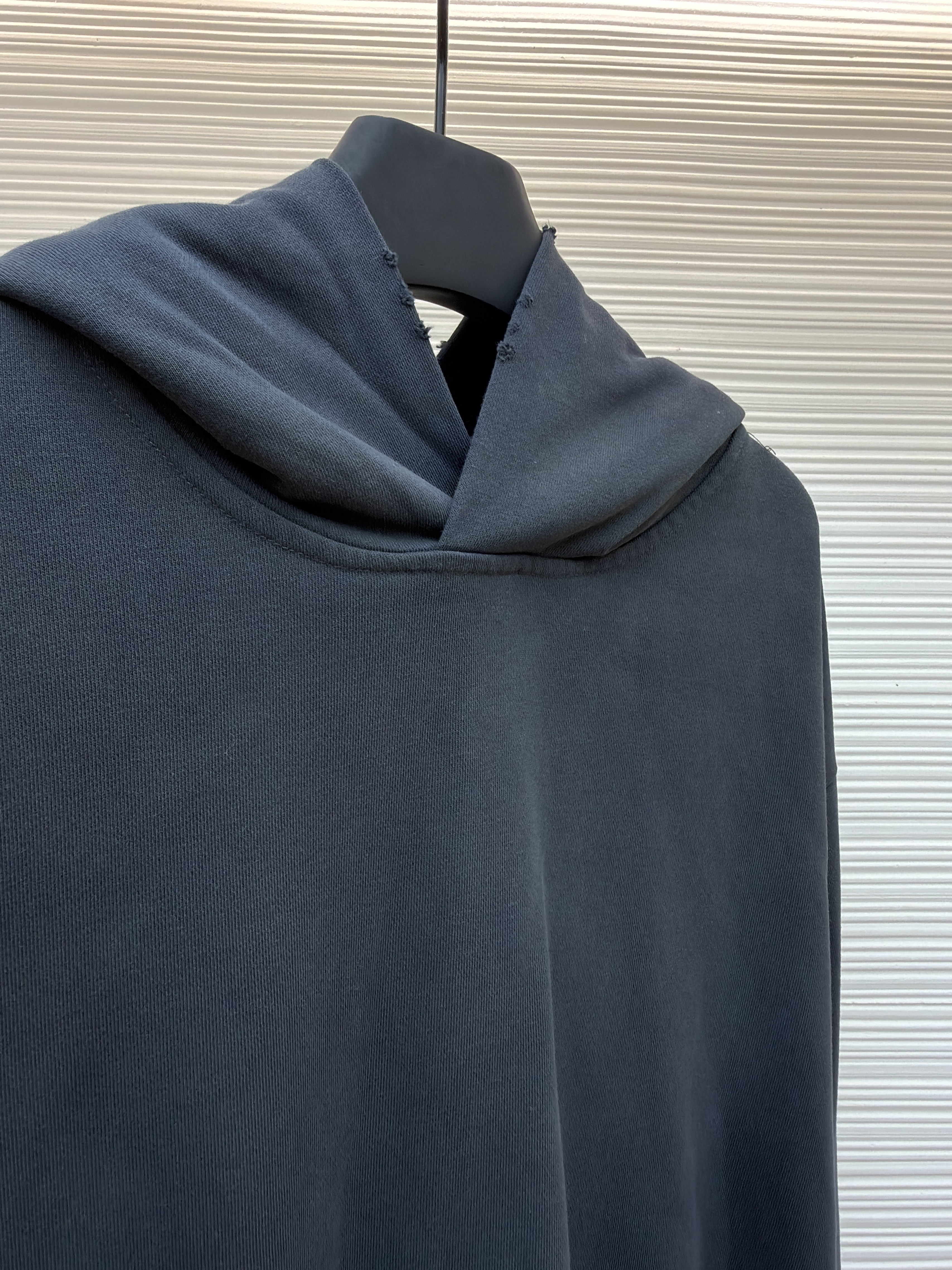Acne Studios 喷绘做旧徽标连帽卫衣 连帽衫 外套 长袖 黑色 B0